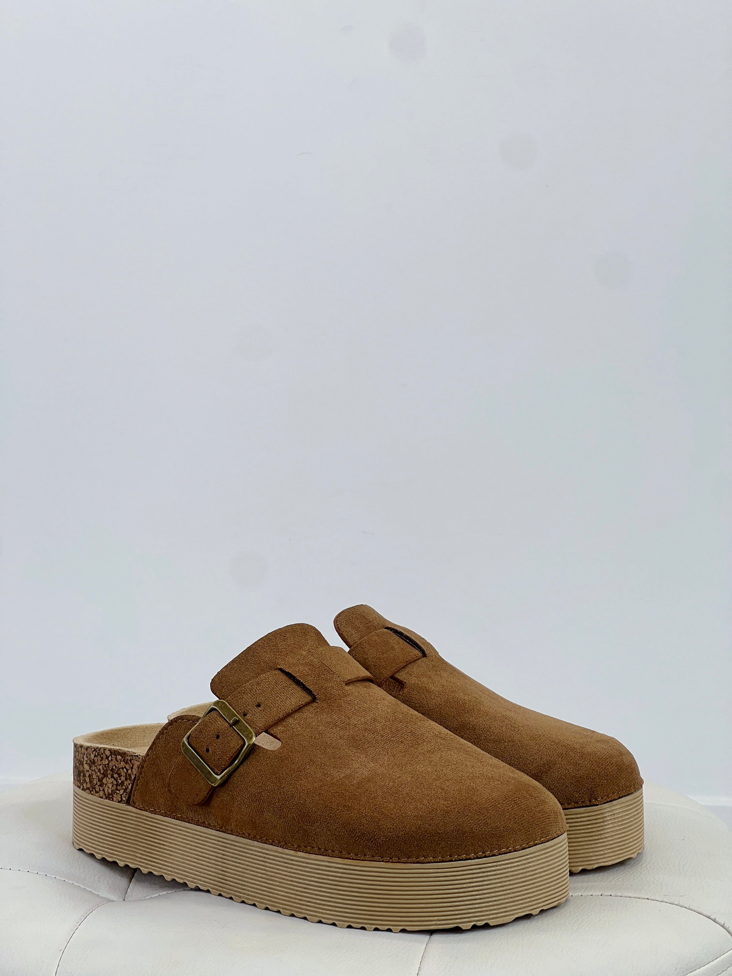 Zueco plataforma serraje