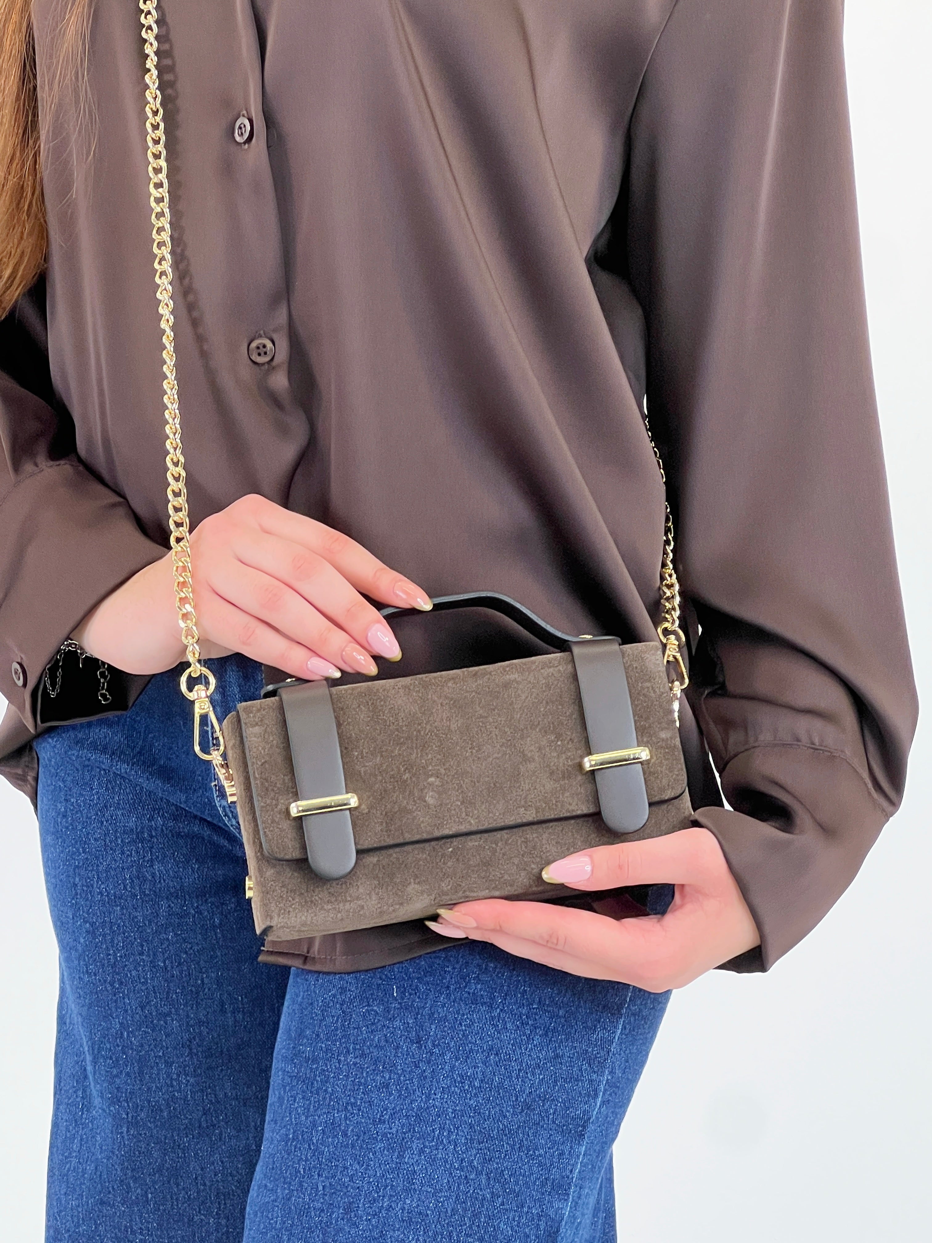 Bolso de piel correas