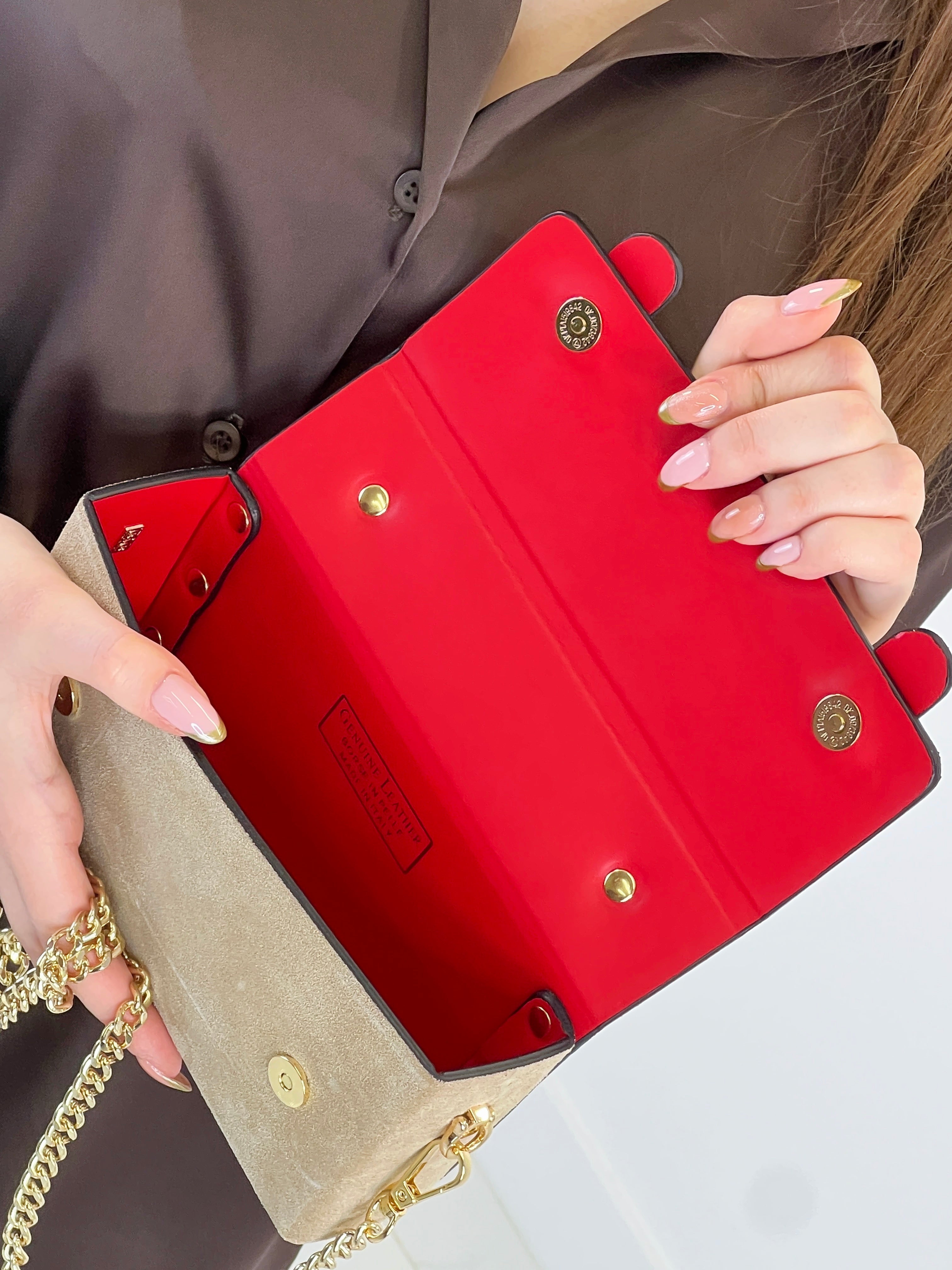 Bolso de piel correas