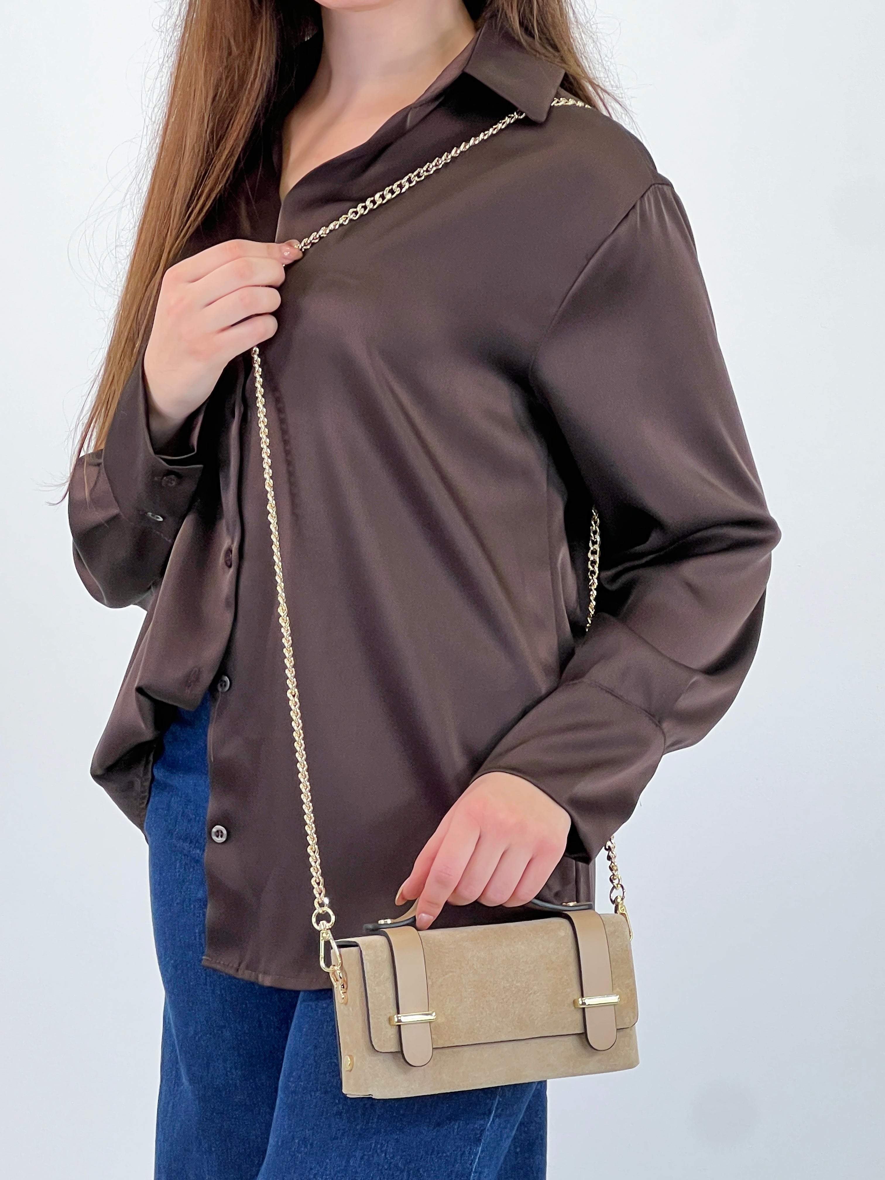 Bolso de piel correas