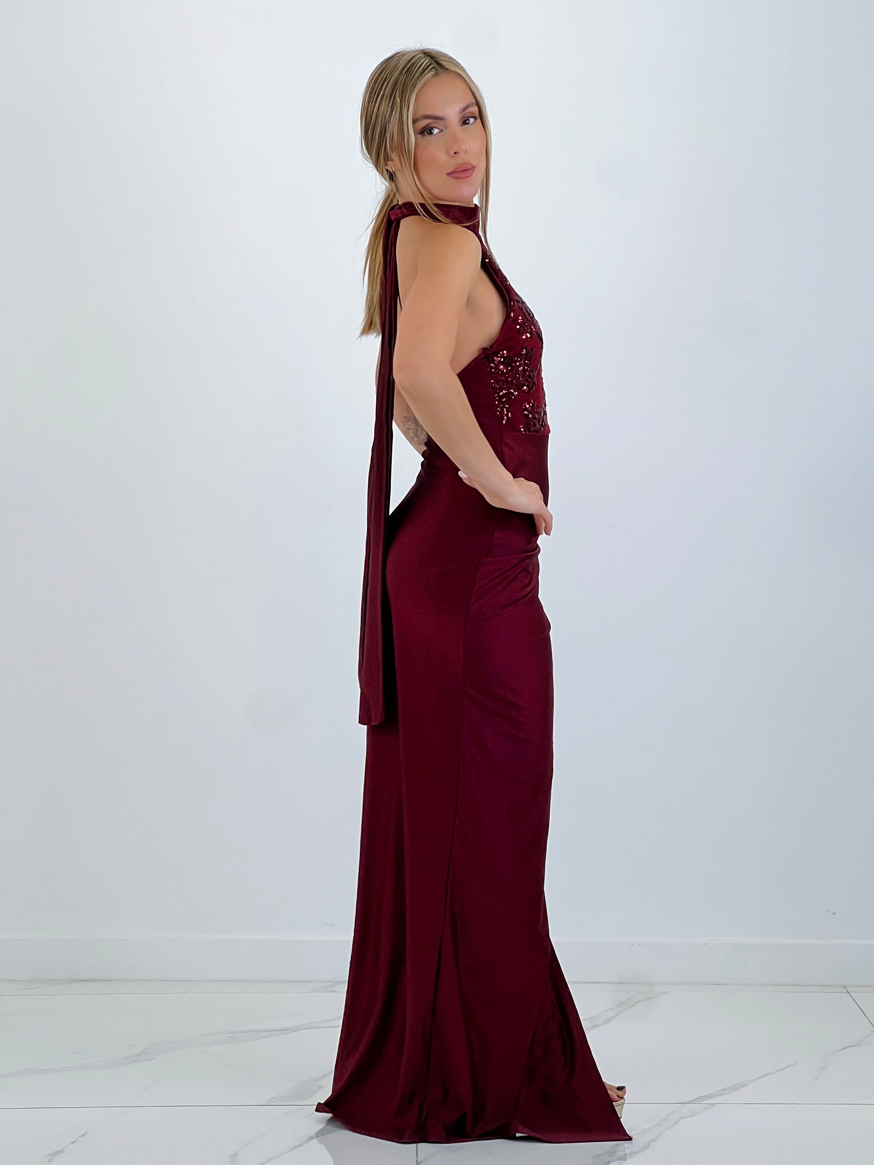 Vestido raso halter lentejuelas