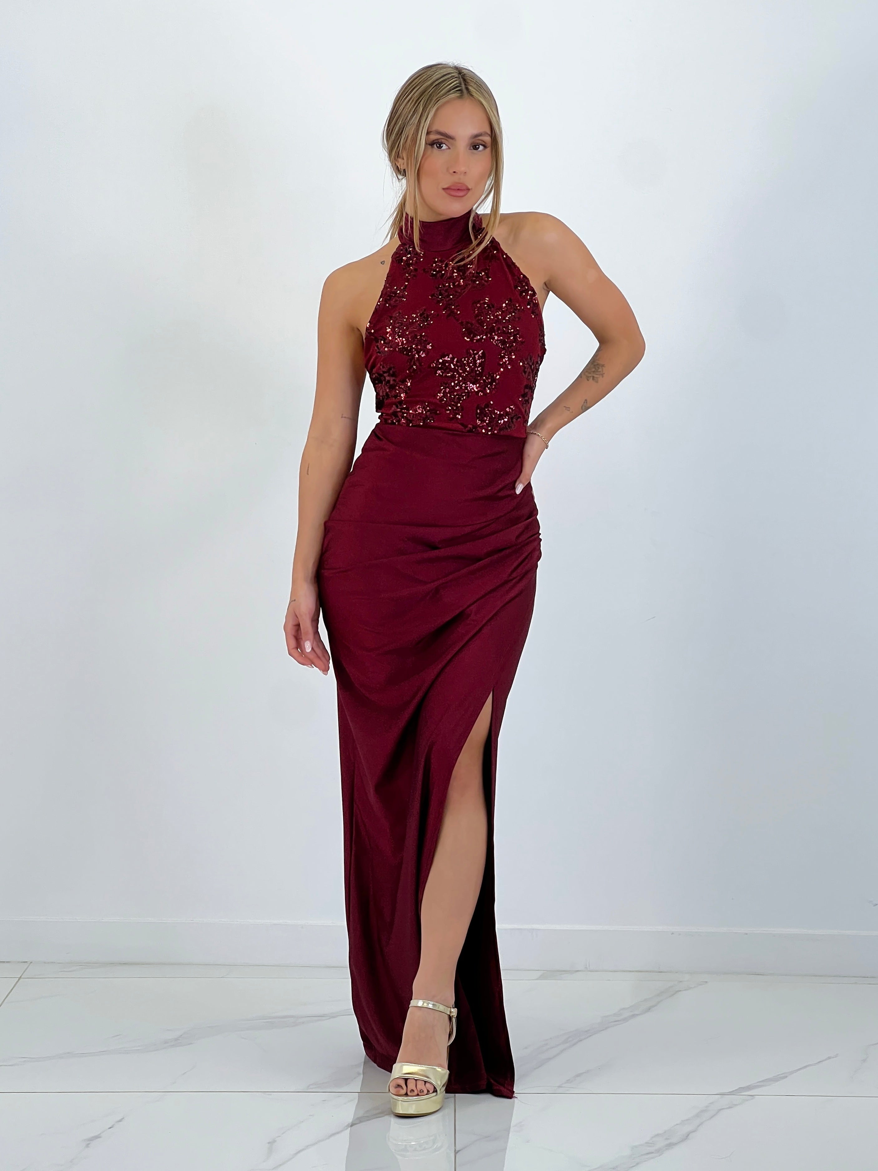 Vestido raso halter lentejuelas