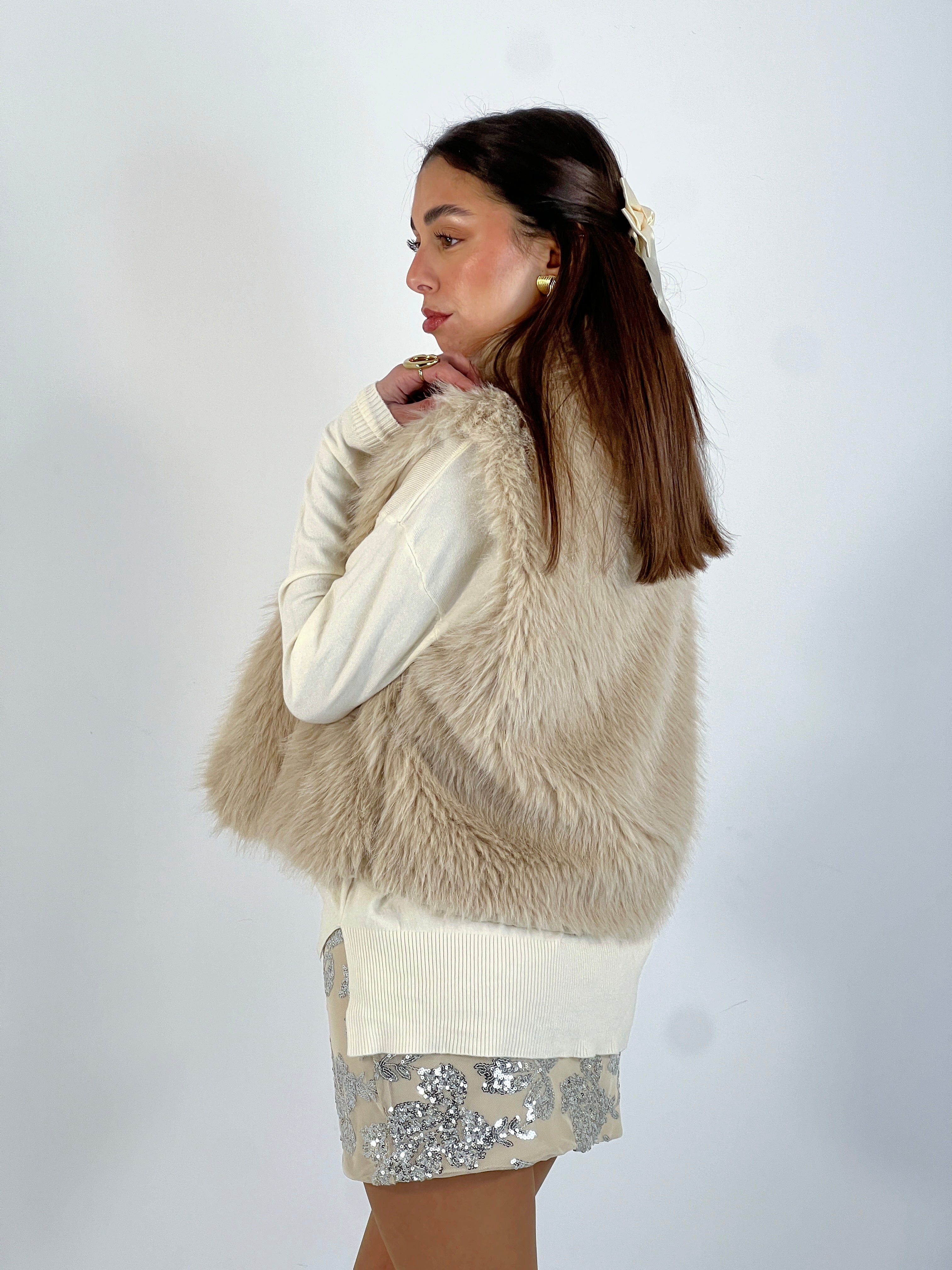 Chaleco efecto pelo cropped solapas