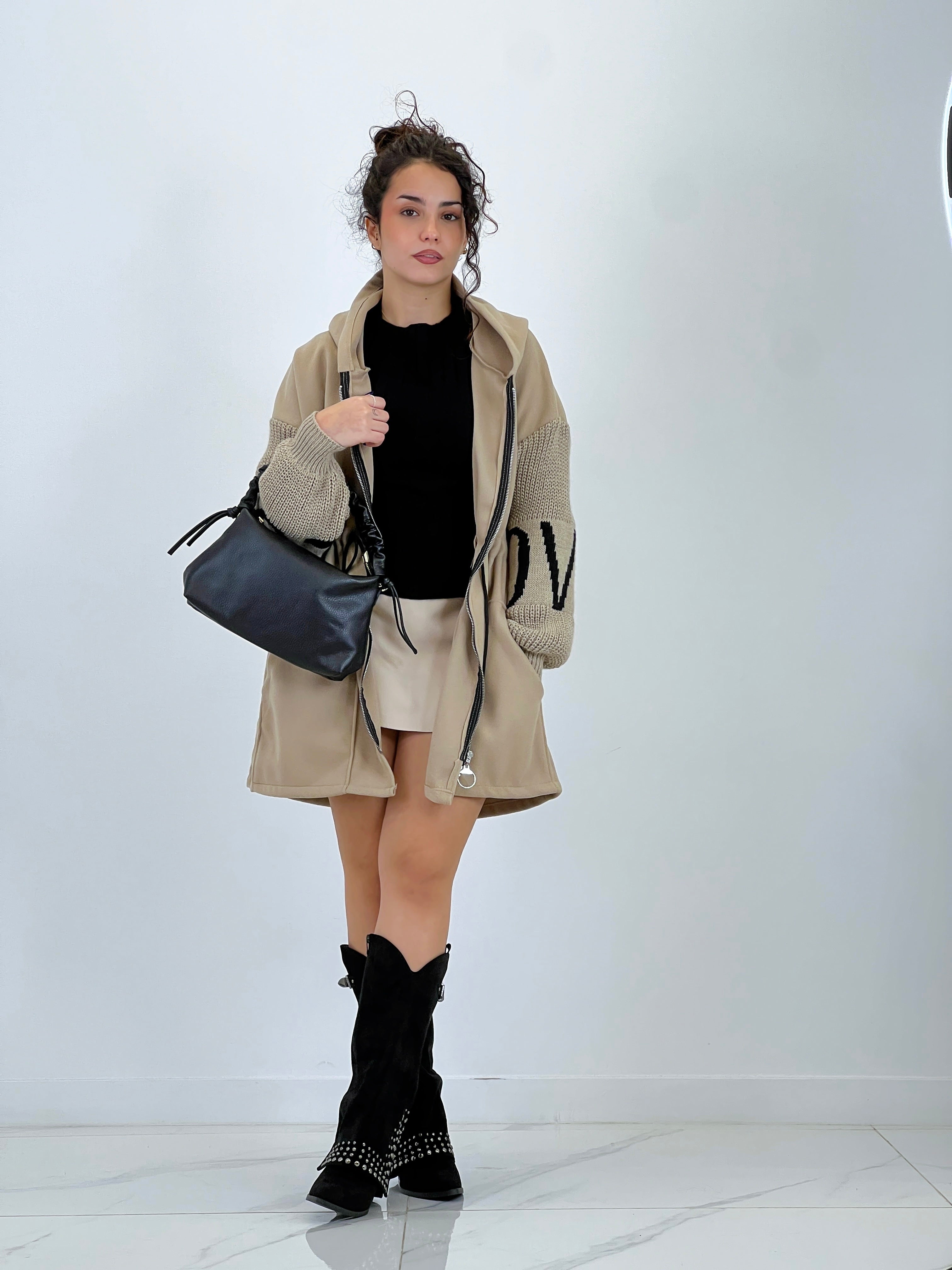 Abrigo Love mangas punto