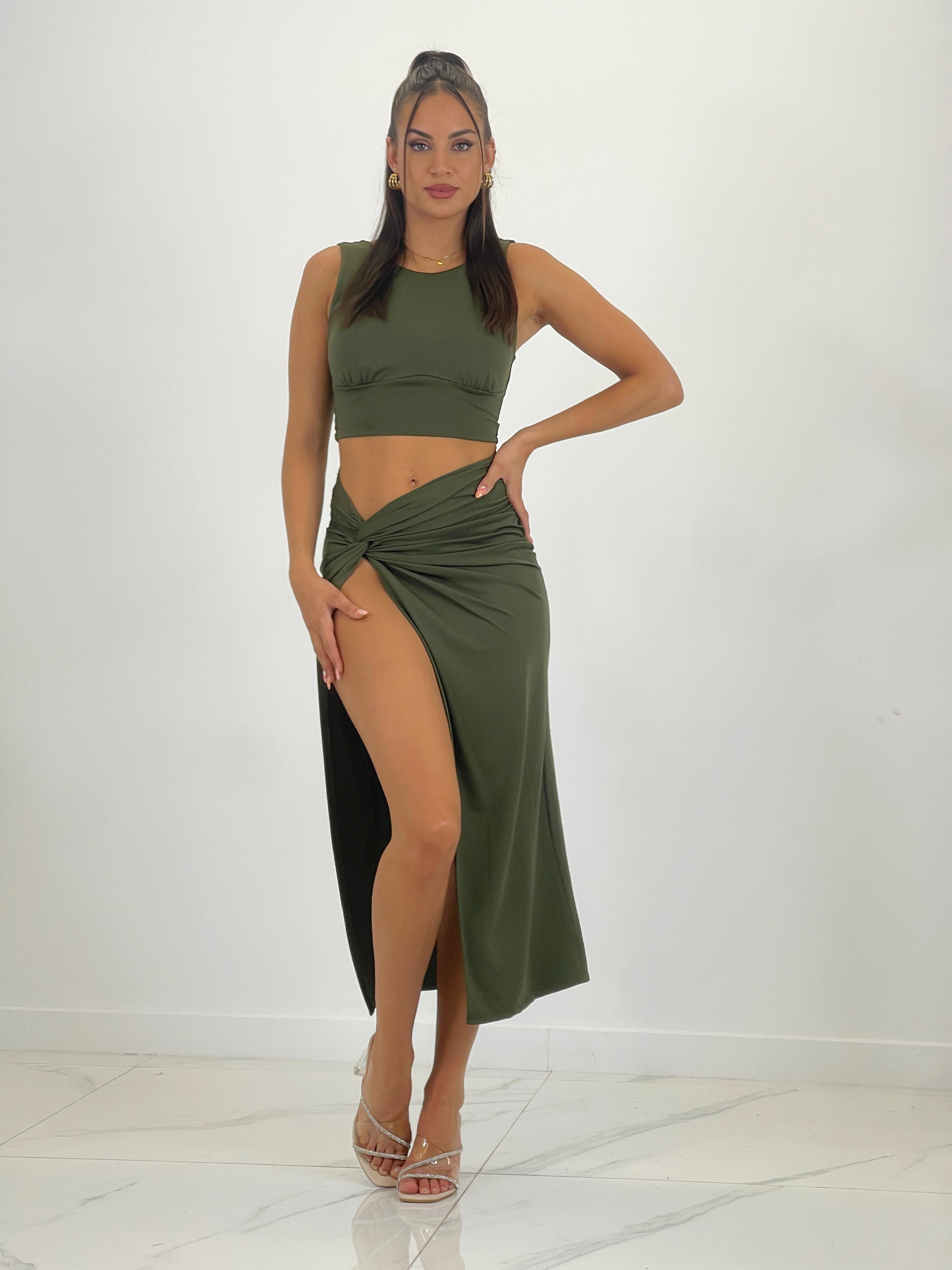 Conjunto top y falda Capri