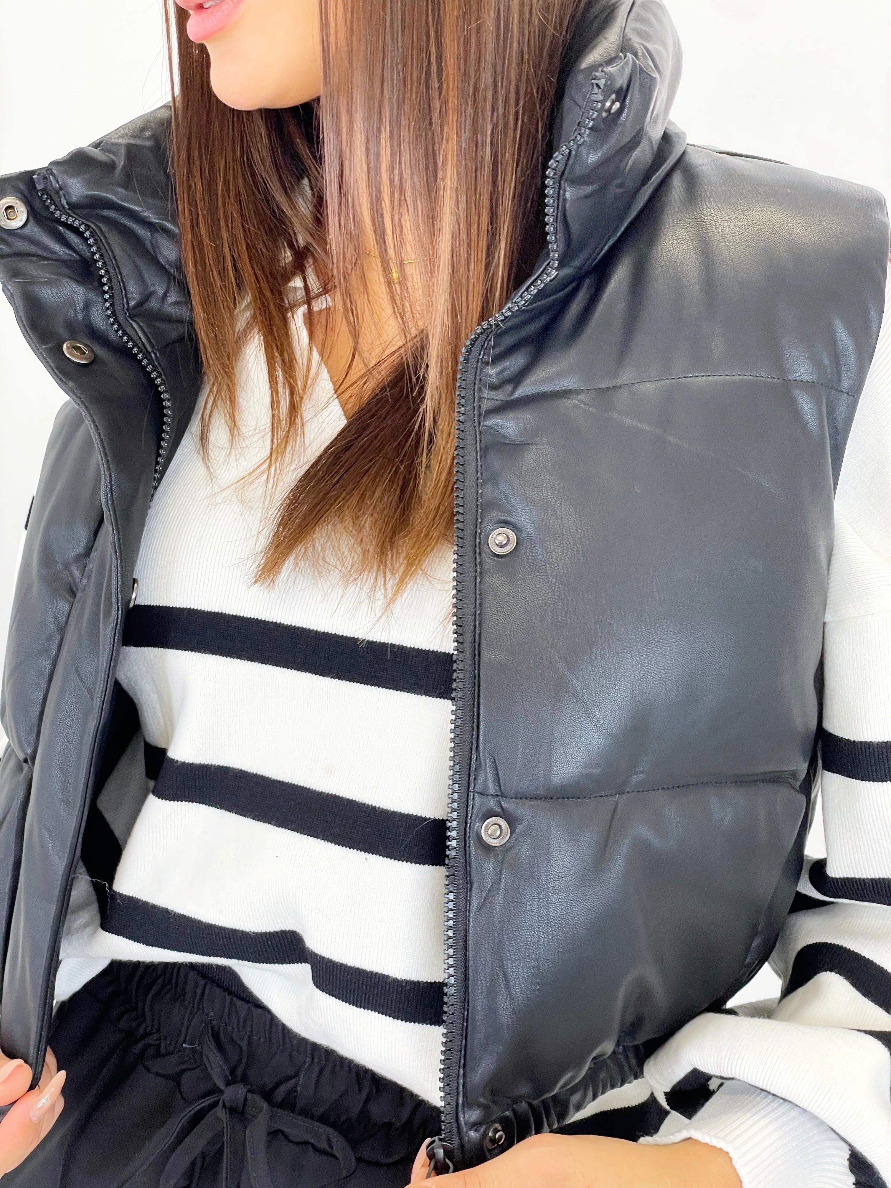 Gilet imbottito effetto pelle