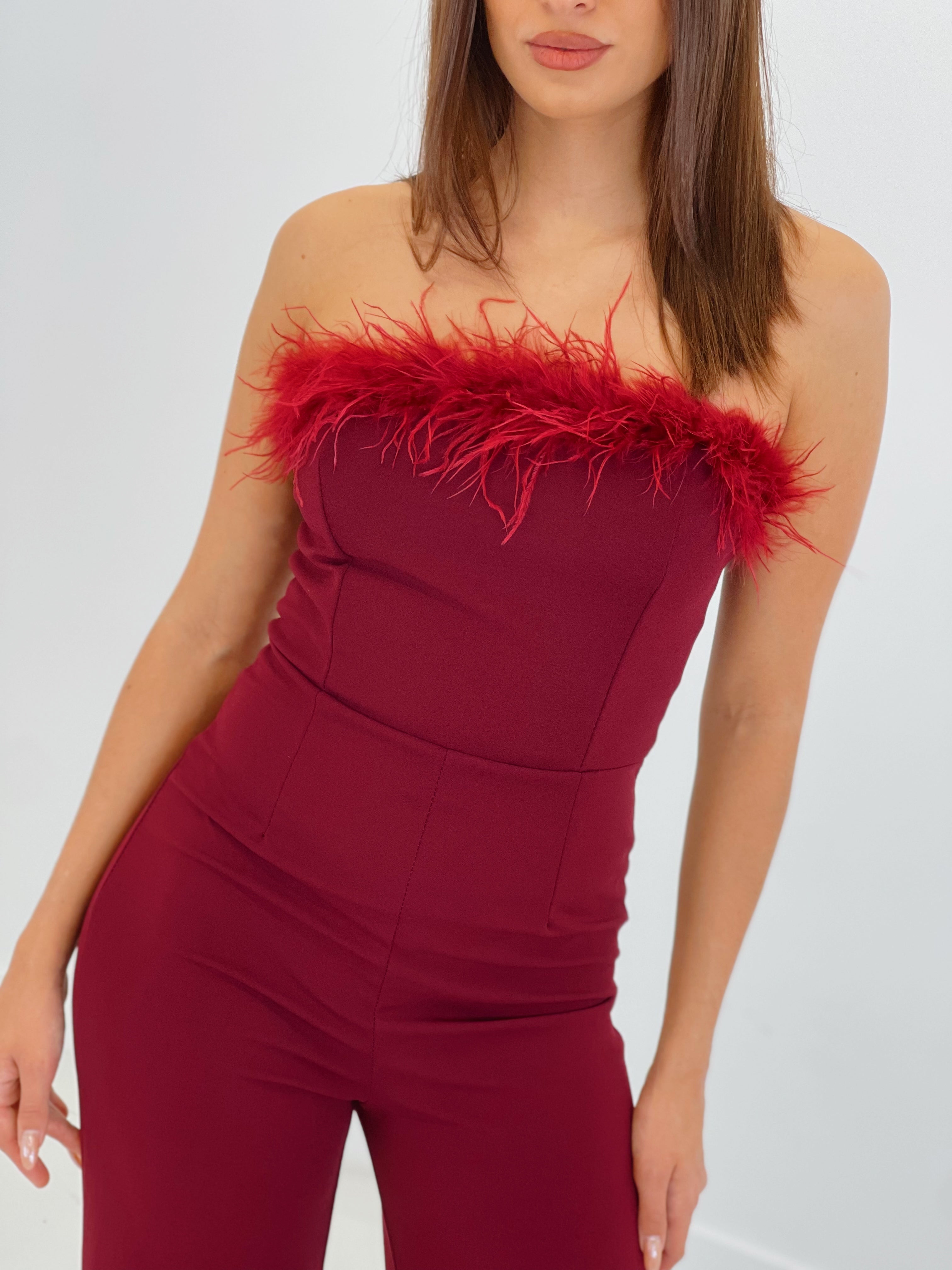 Mono crepscuba plumas