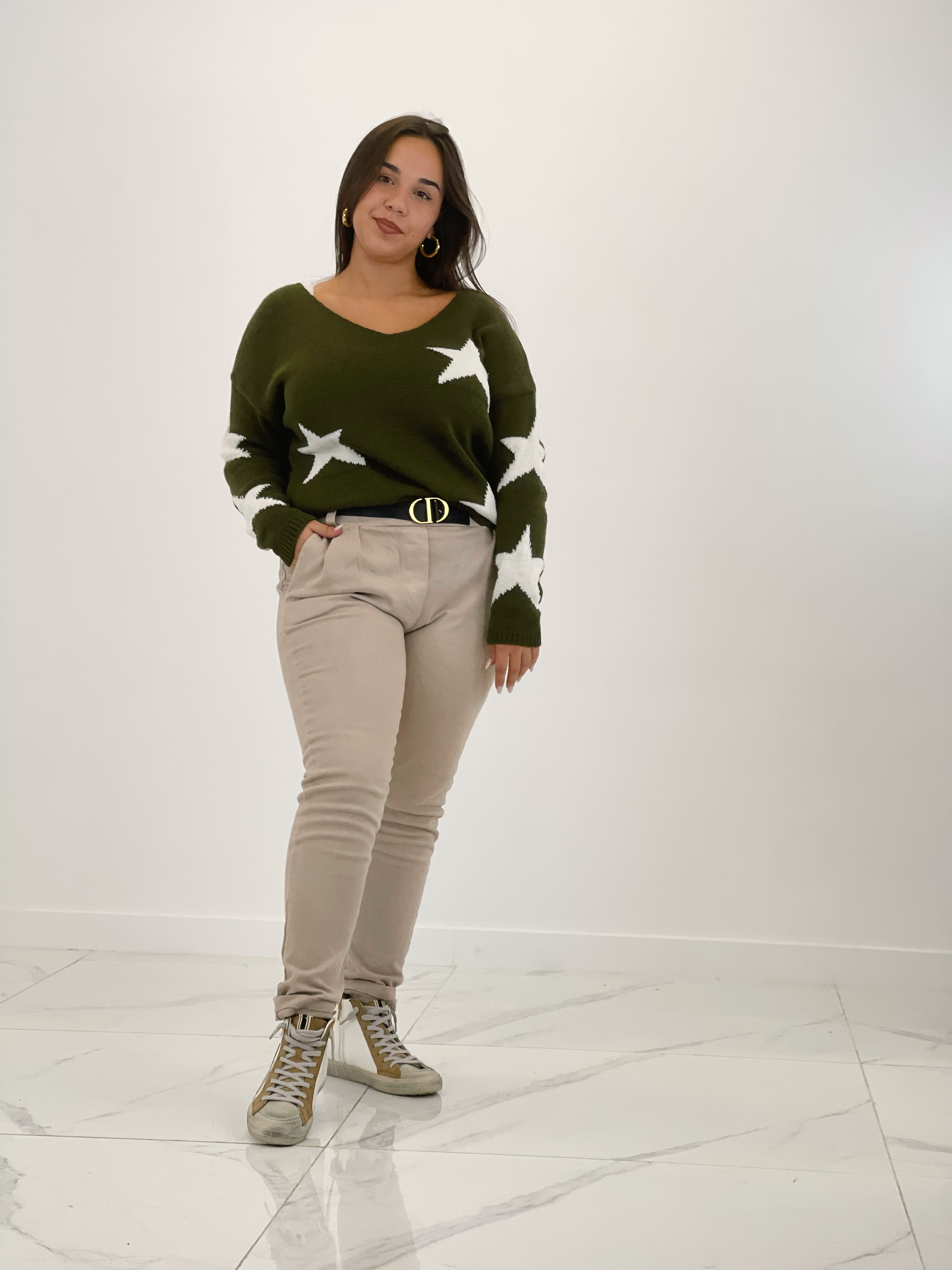 Jersey decote em V estrelas