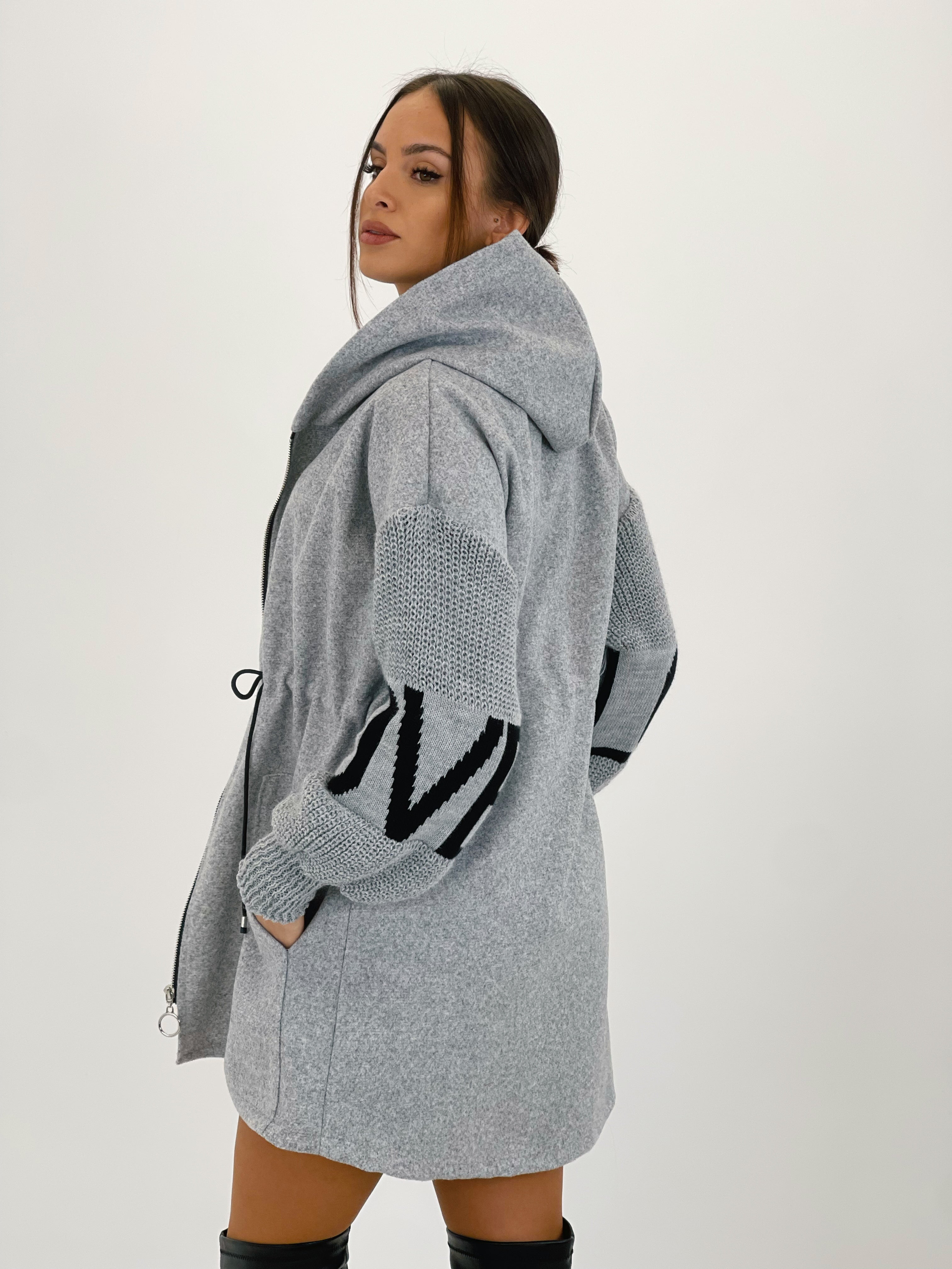 Abrigo Love mangas punto