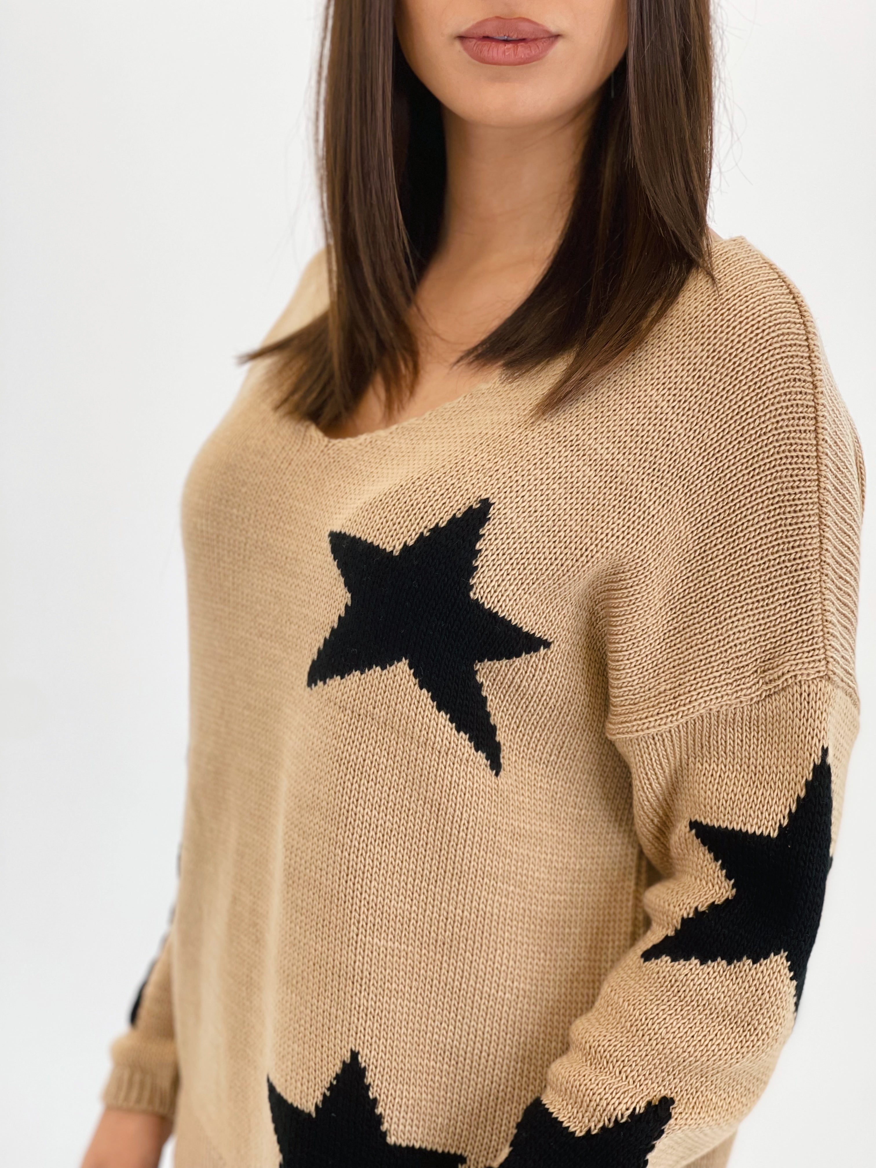 Jersey decote em V estrelas