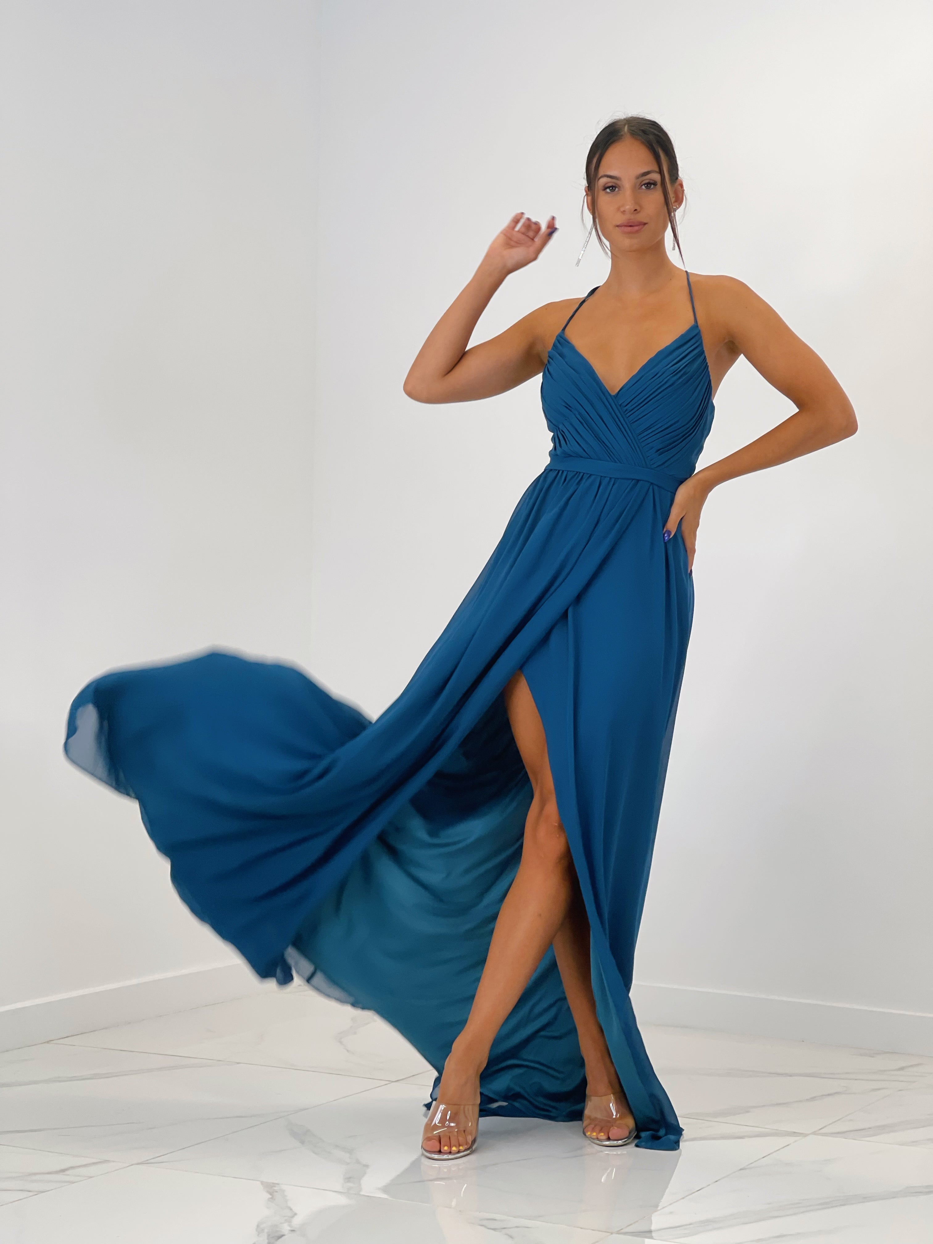 Vestido de ceremonia con escote cruzado y espalda cruzada petroleo | Zebra&Maduixa