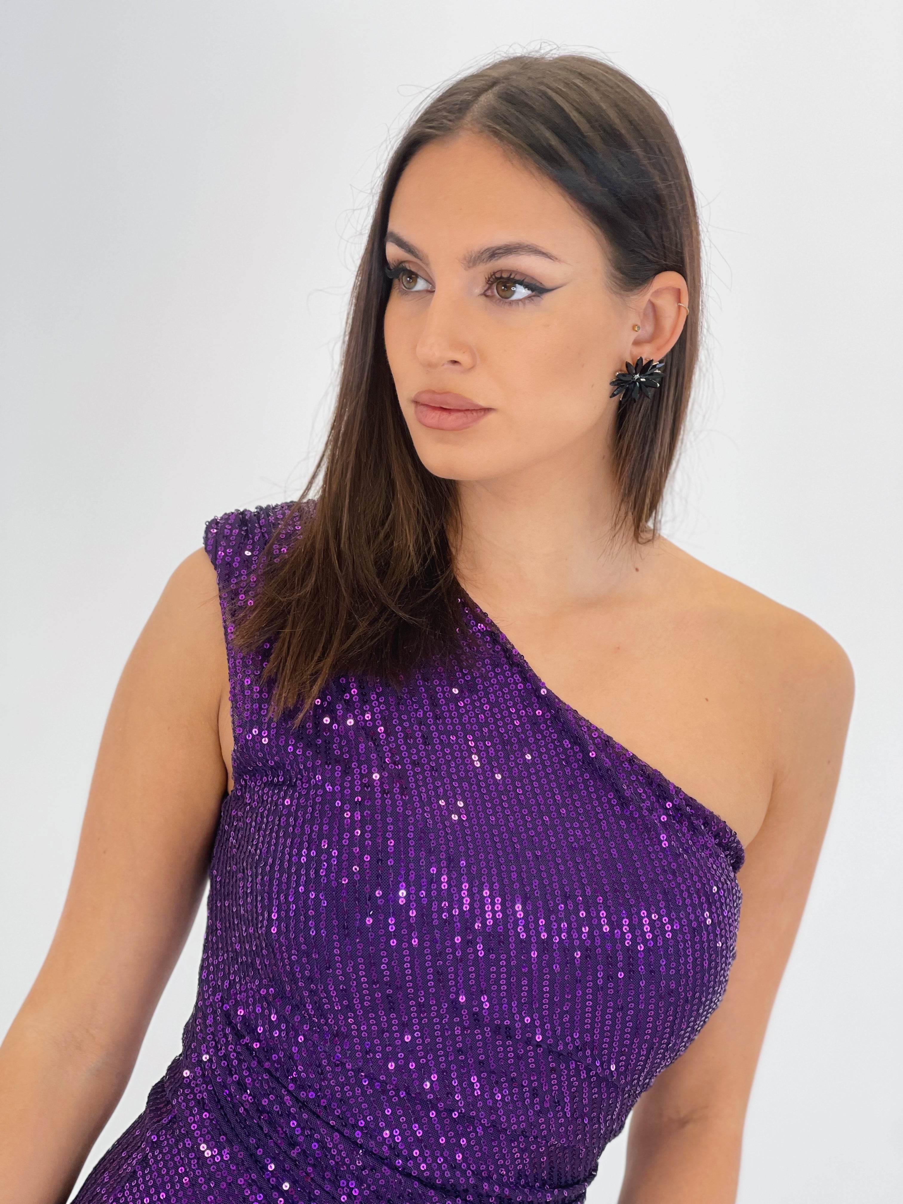 Sequin dress with asymmetrical neckline