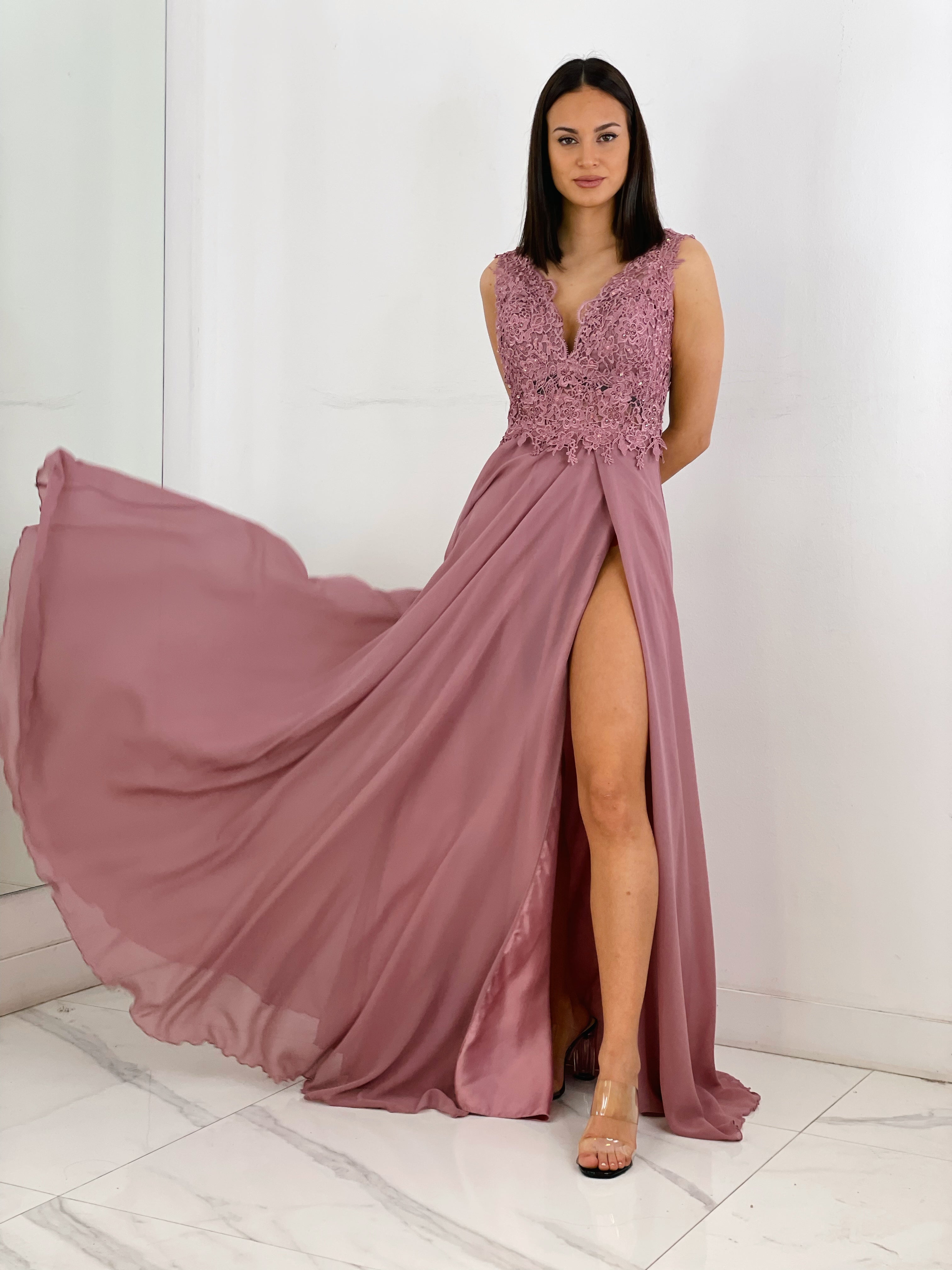 Vestido de ceremonia color rosa con bordados | Zebra&Maduixa