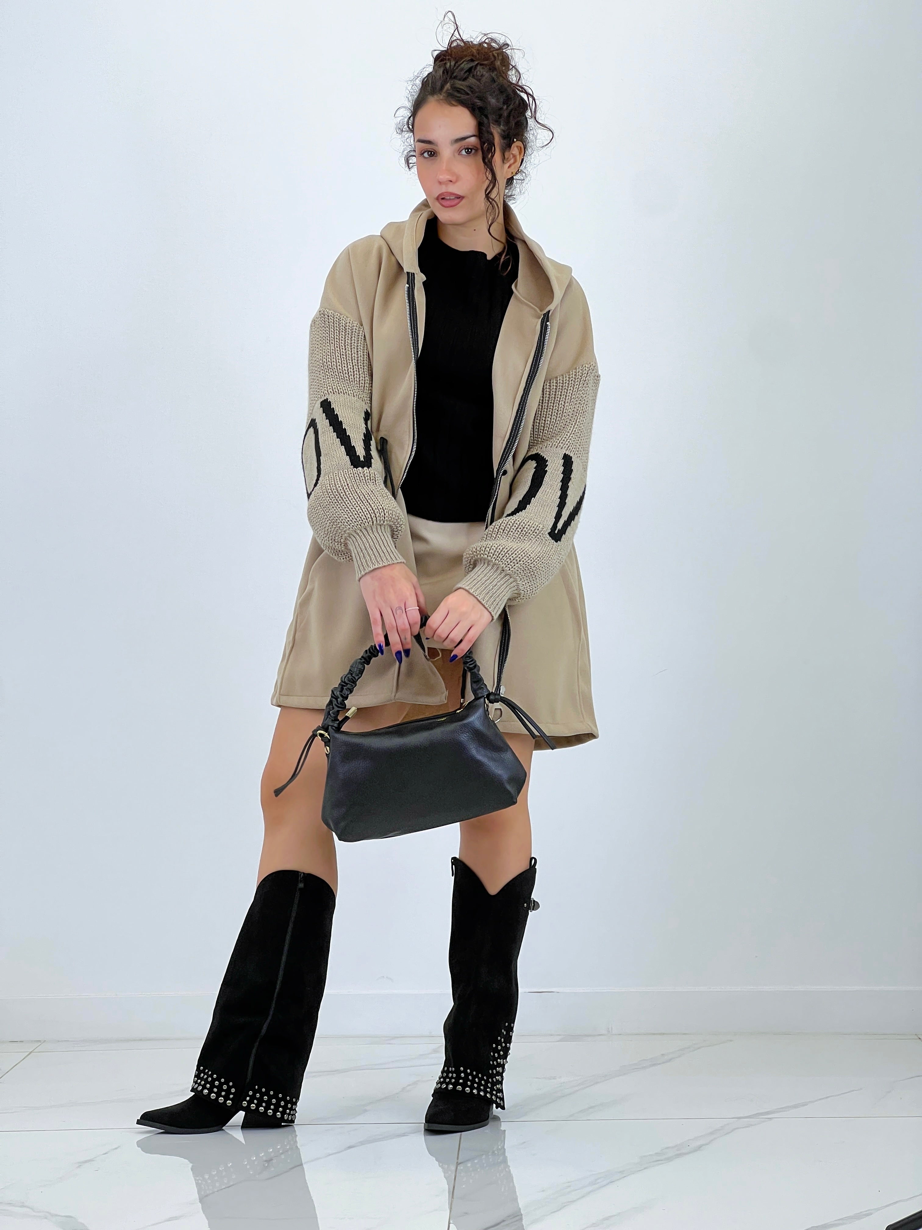 Abrigo Love mangas punto