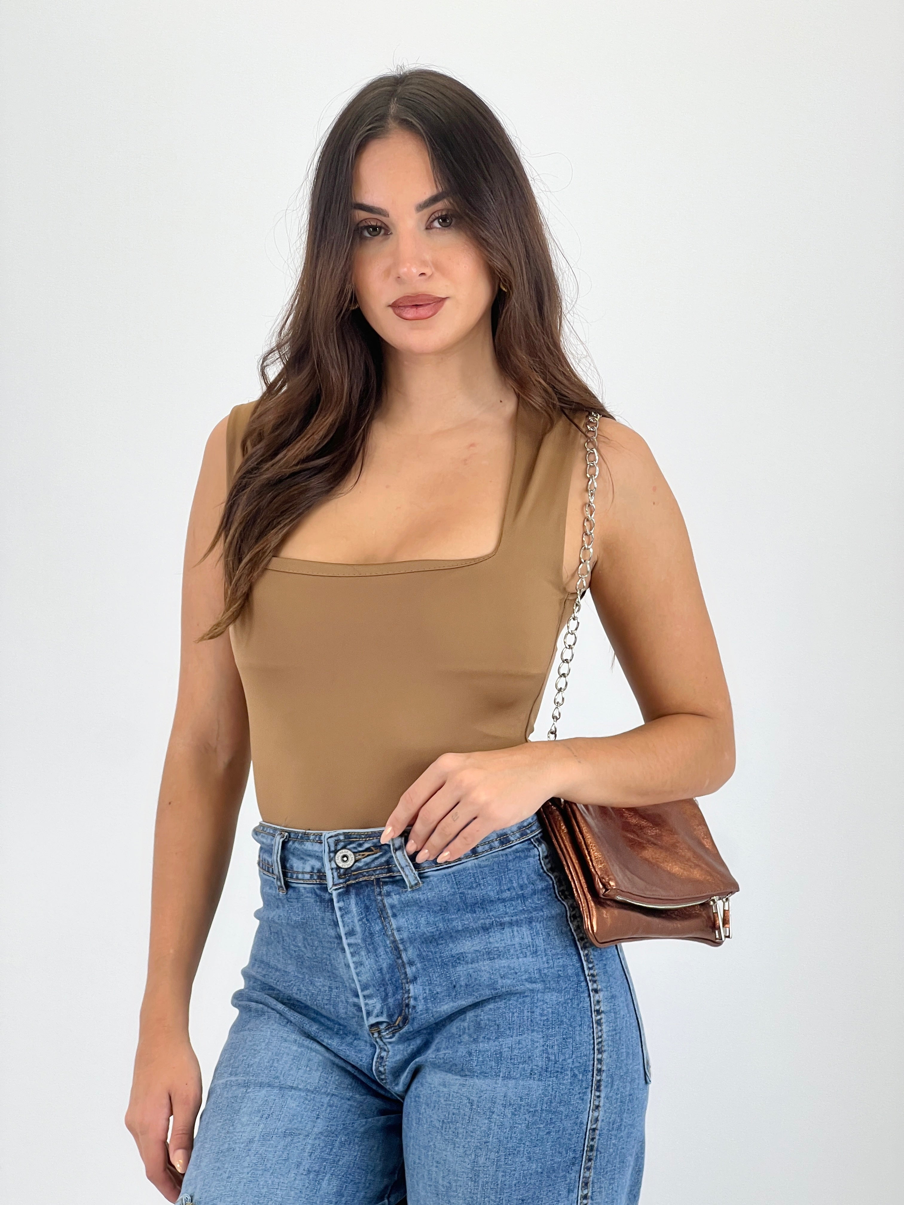 Bolso metalizado cadenas