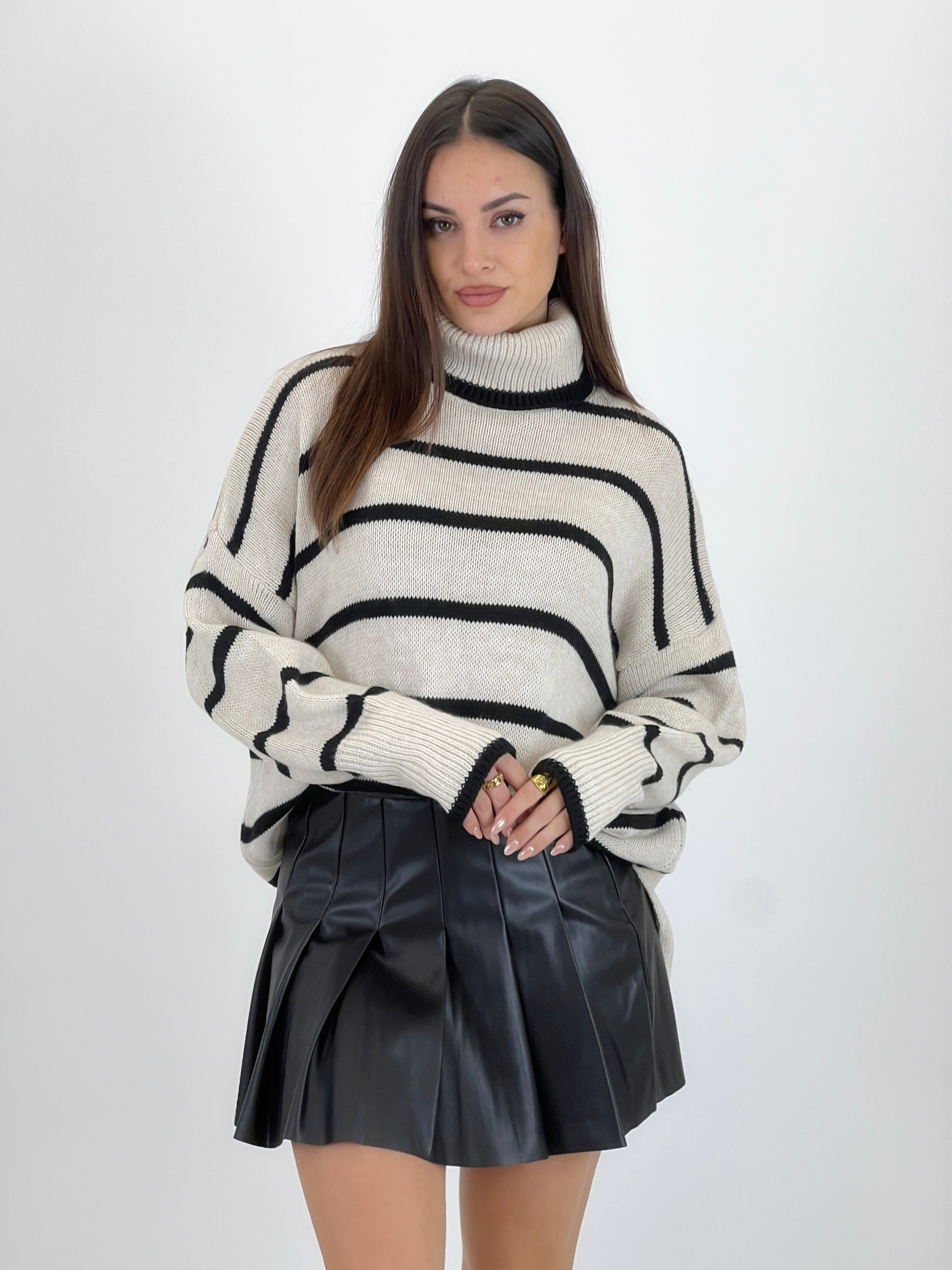 Jersey básico riscas gola subida