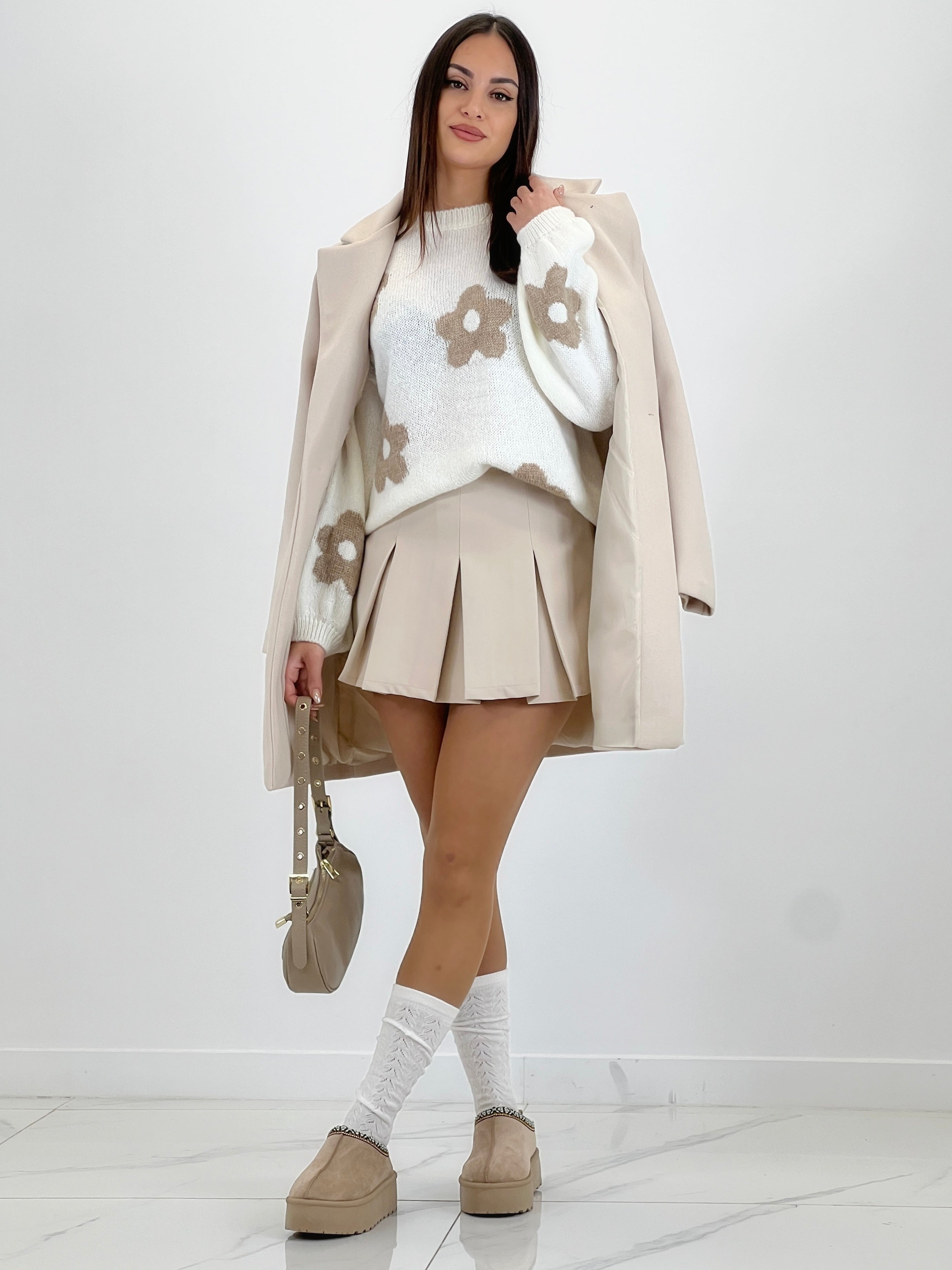 Jersey flores bordadas