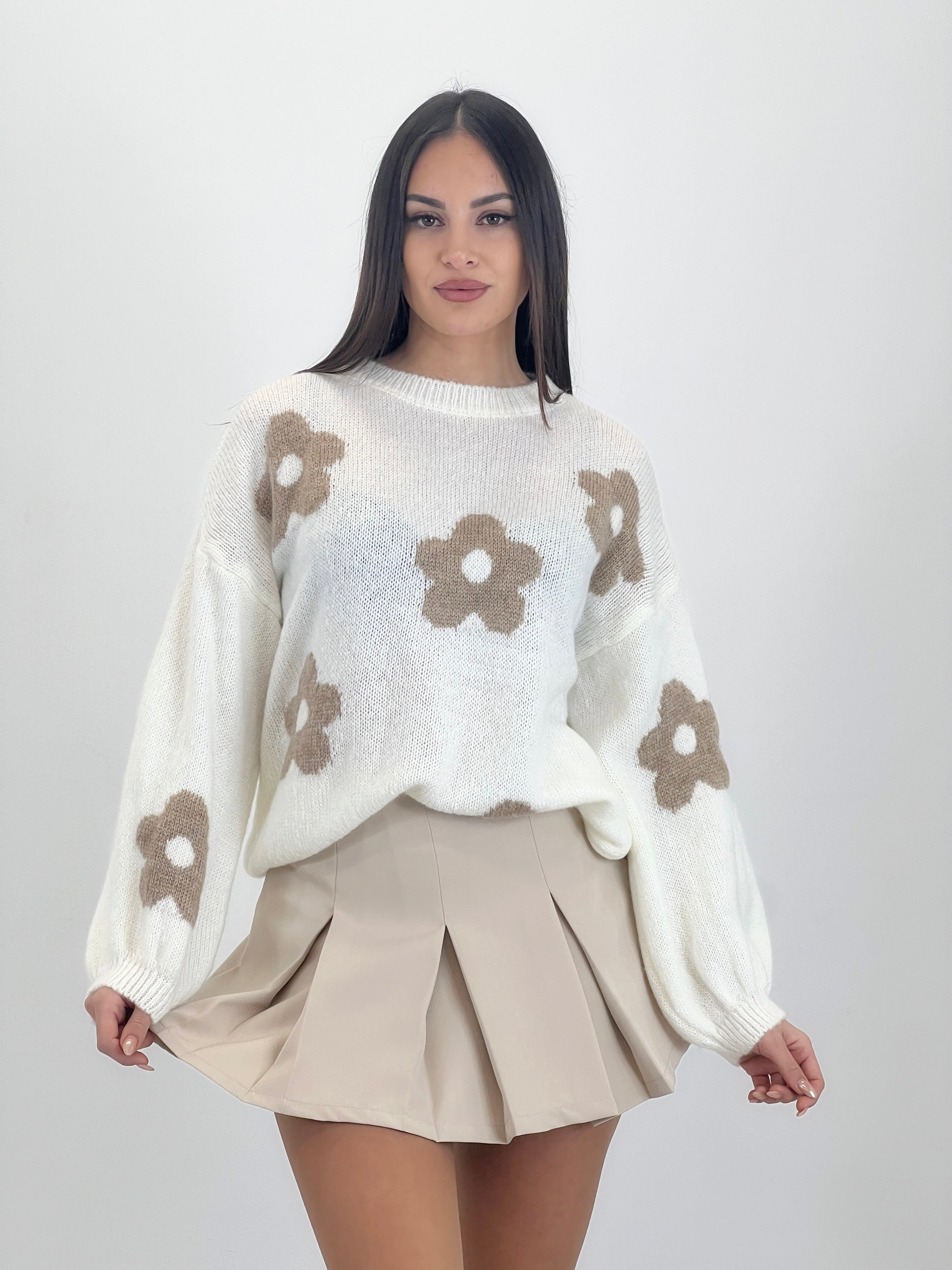 Jersey flores bordadas