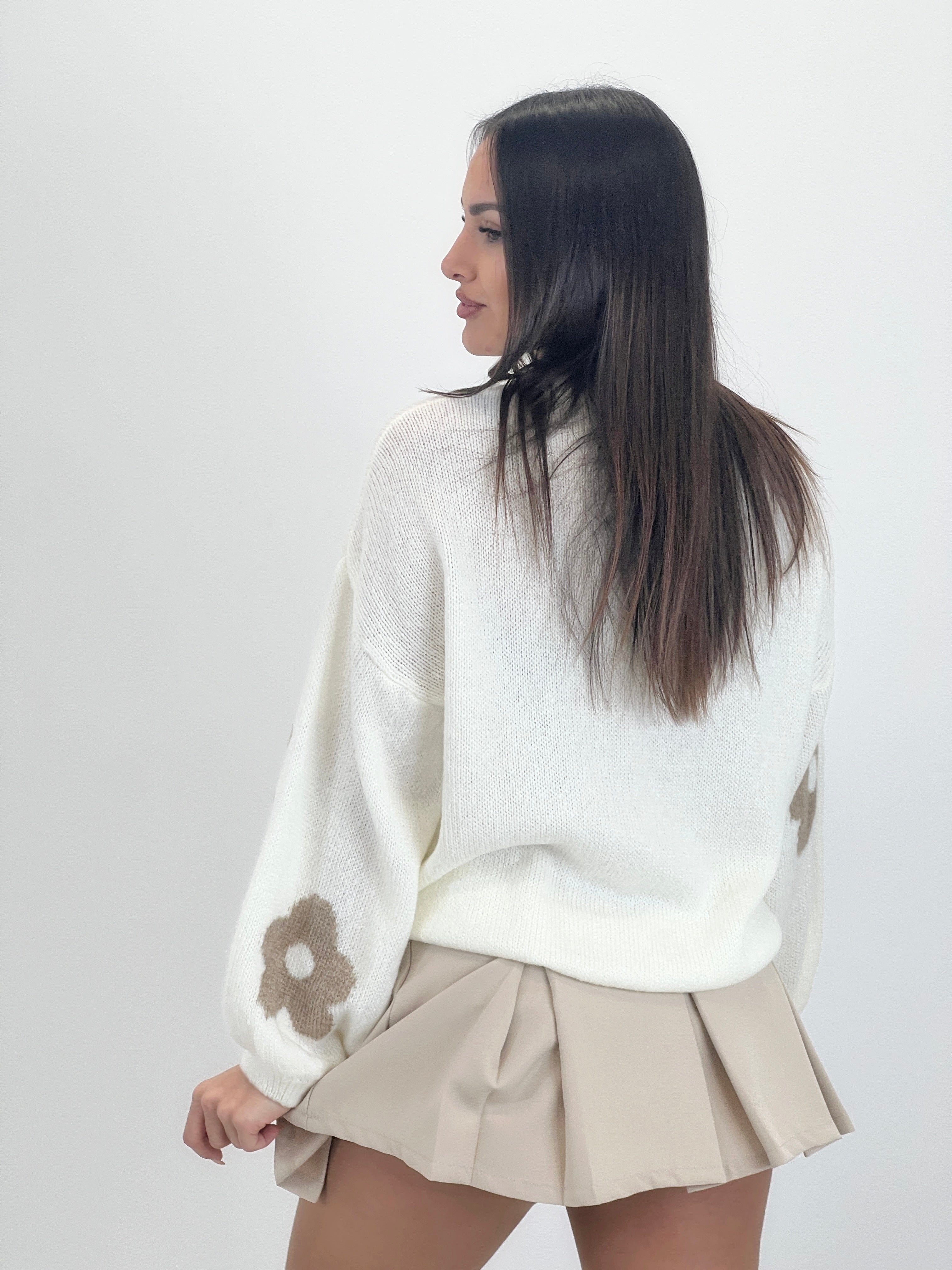 Jersey flores bordadas