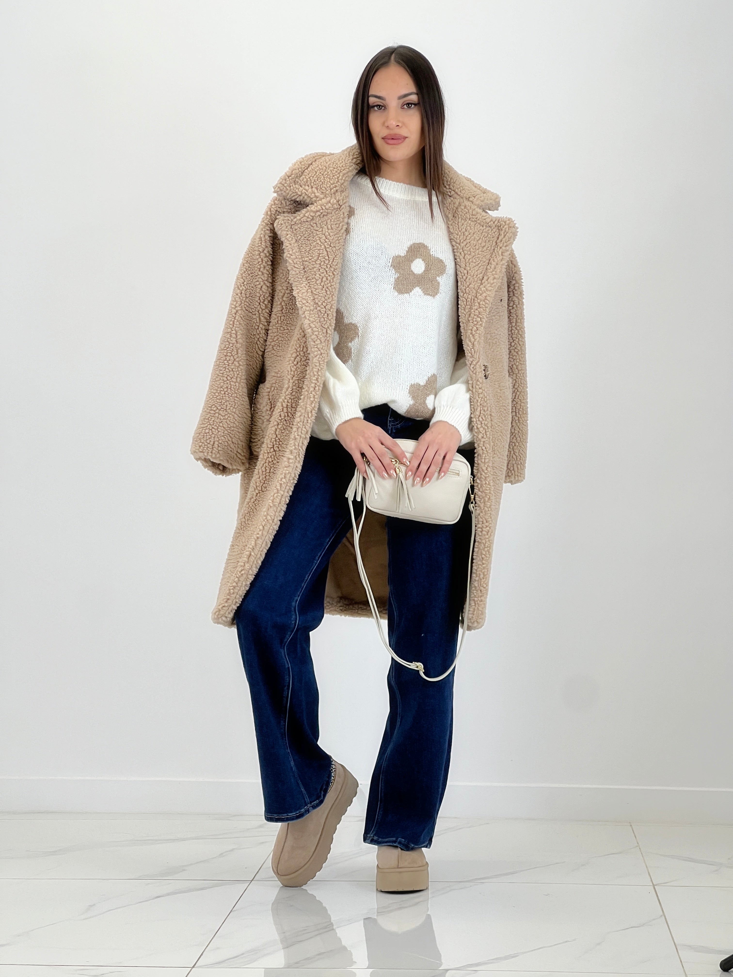 Jersey flores bordadas