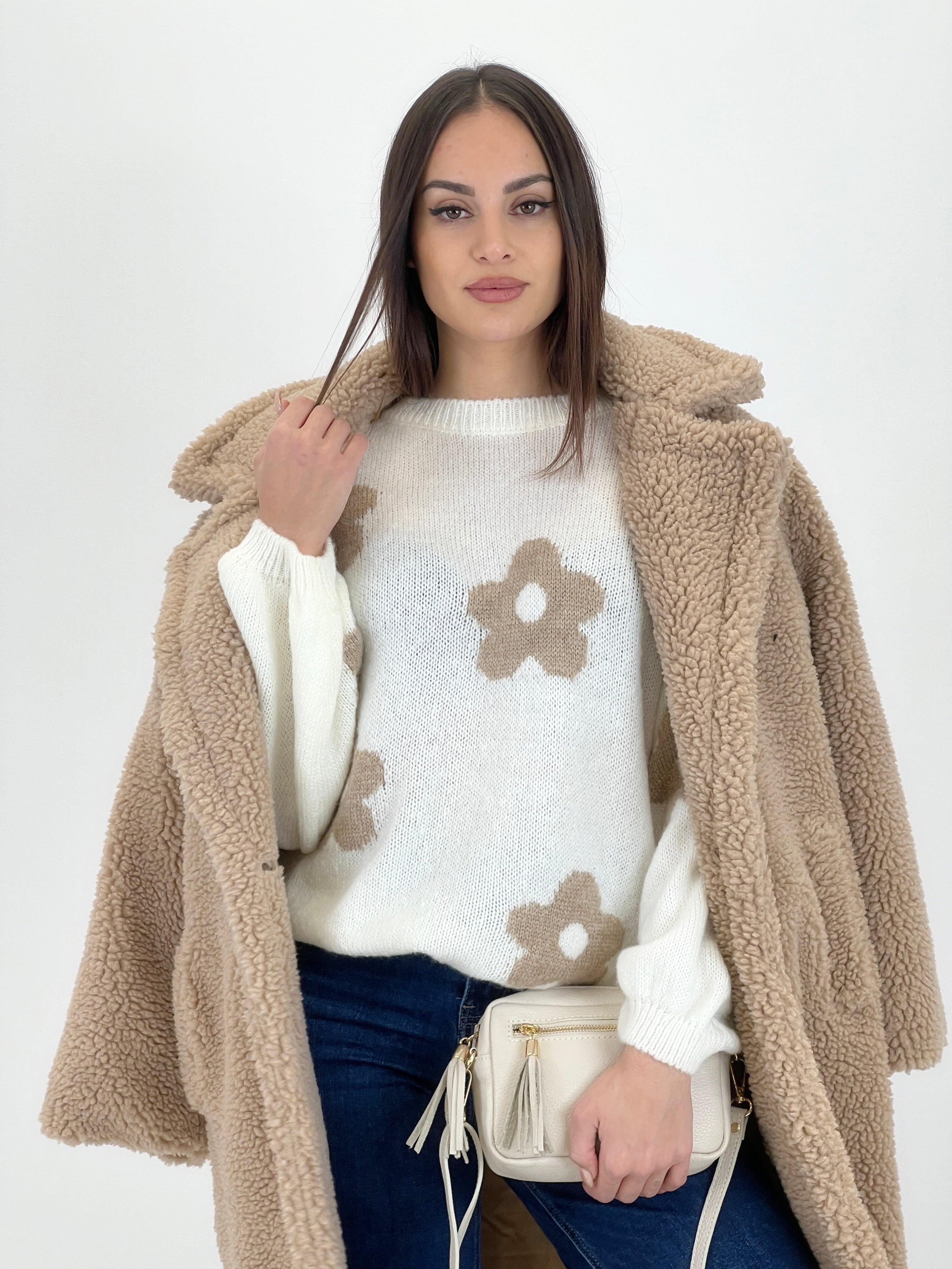 Jersey flores bordadas