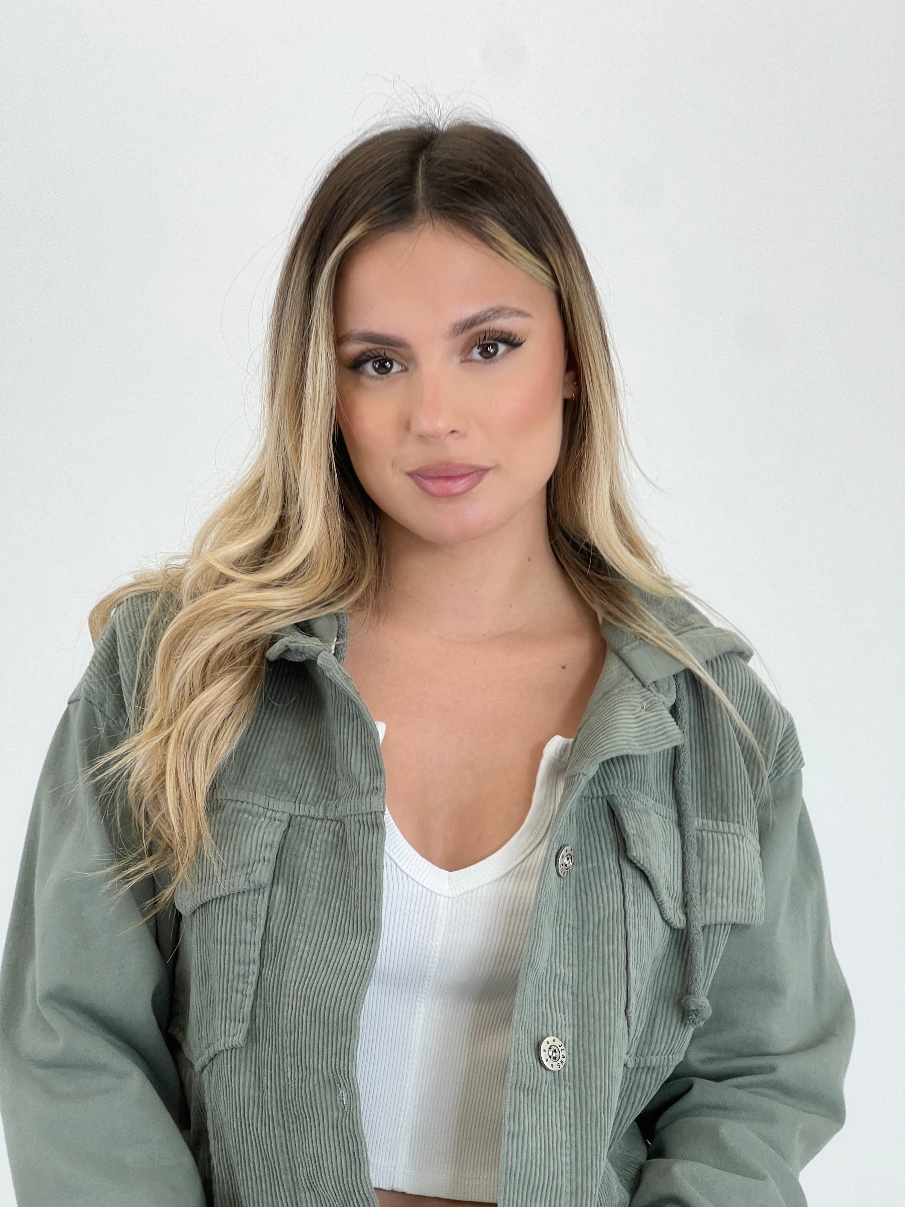 Chaqueta de pana capucha