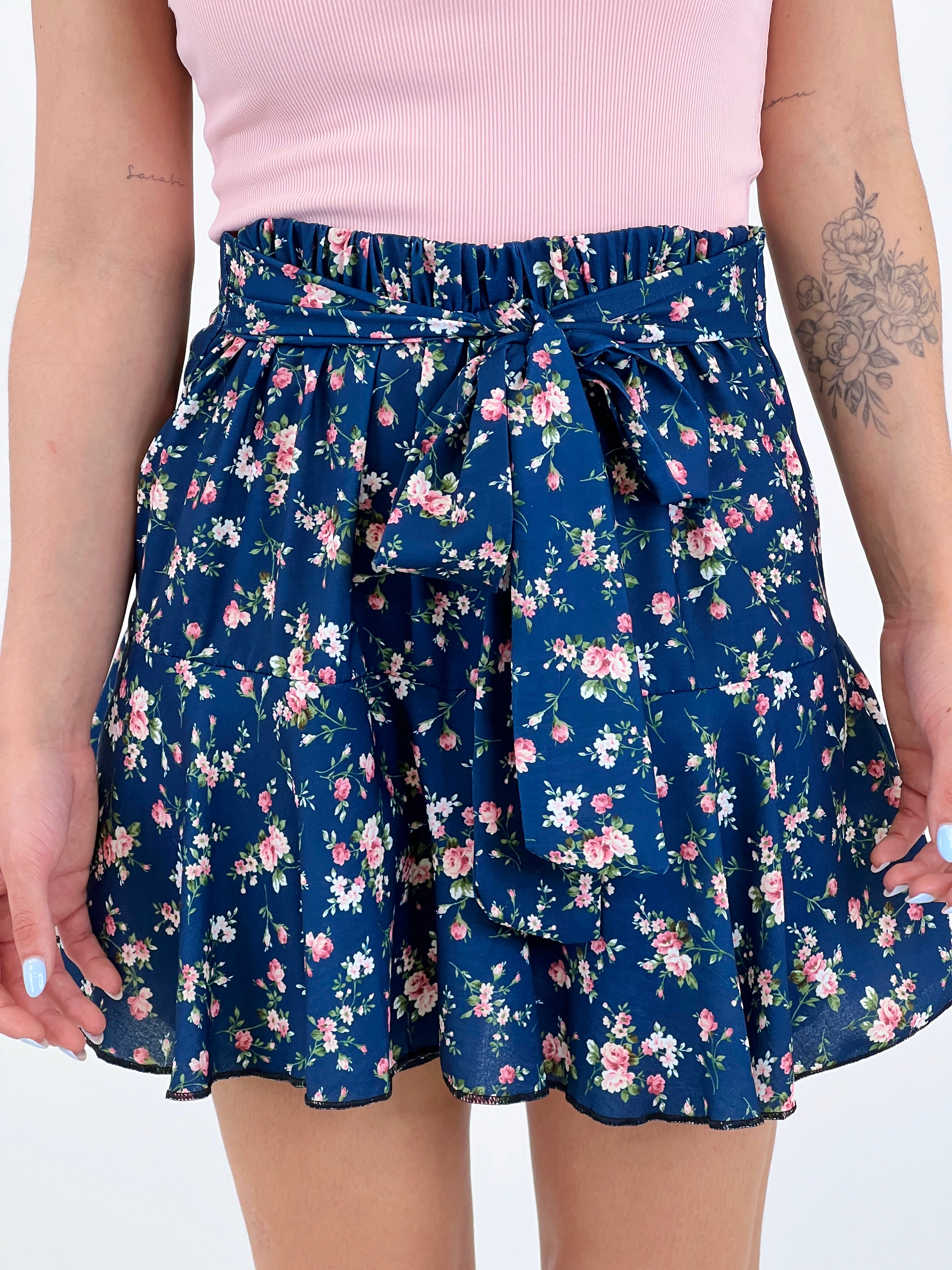 Saia calção flores