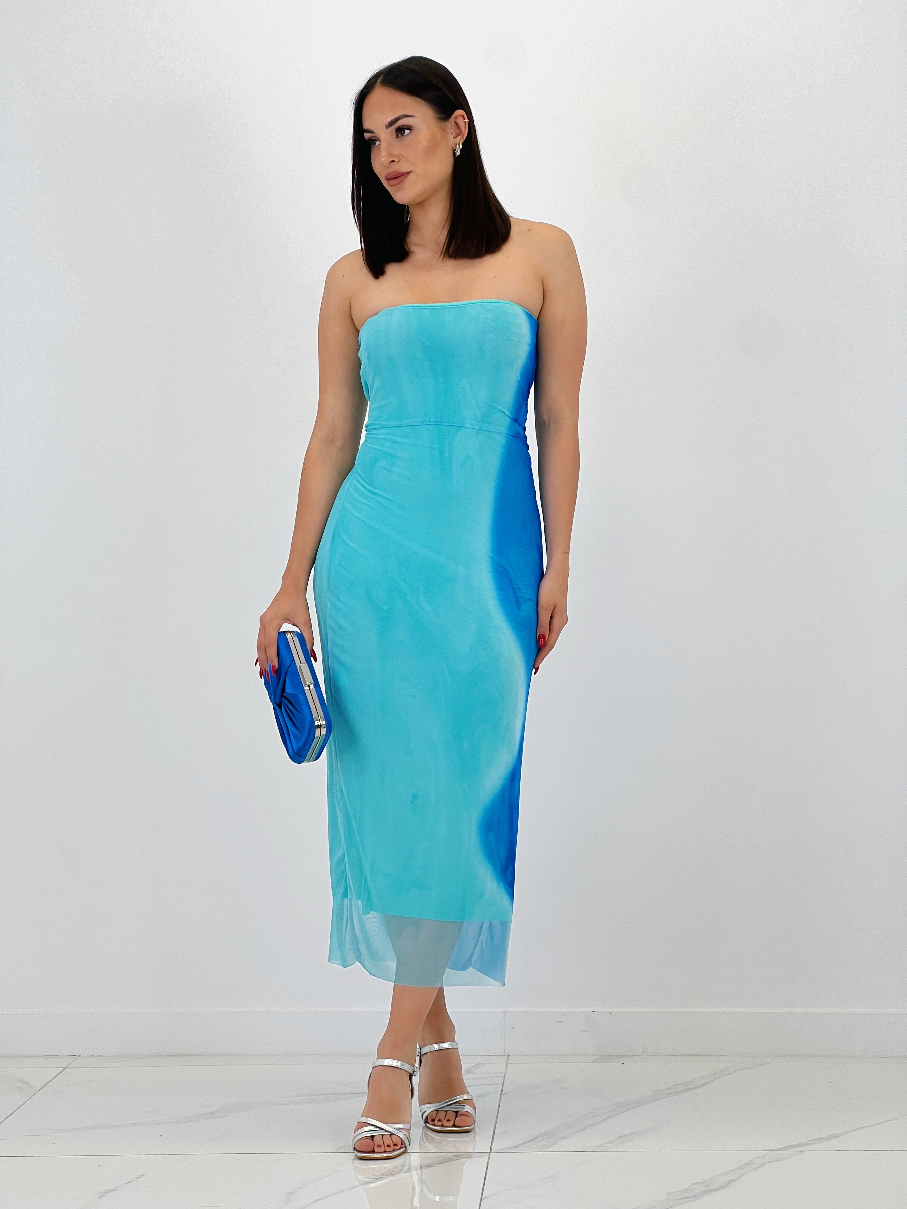 Vestido palabra de honor tul