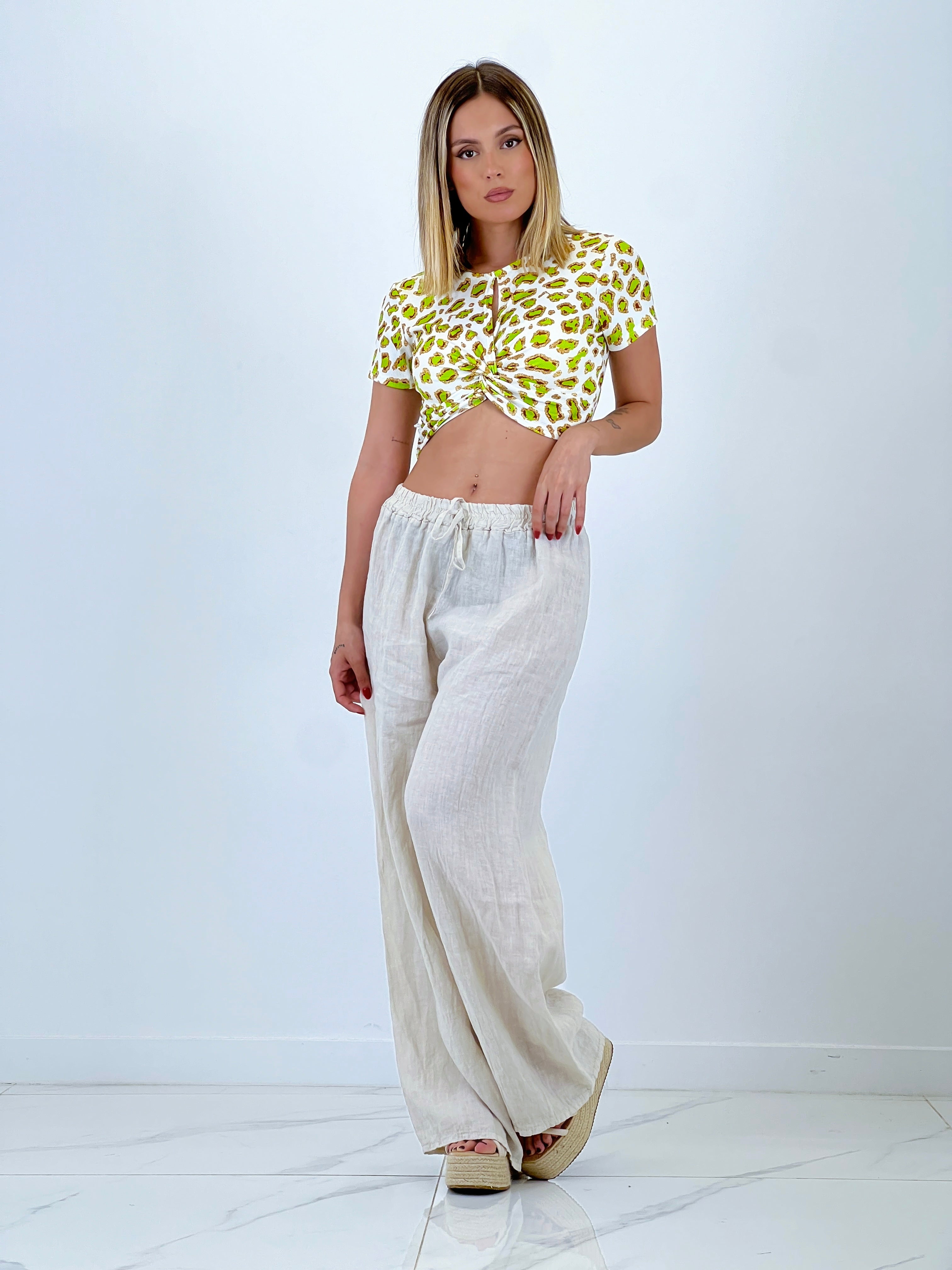 Cropped Leopard T-shirt