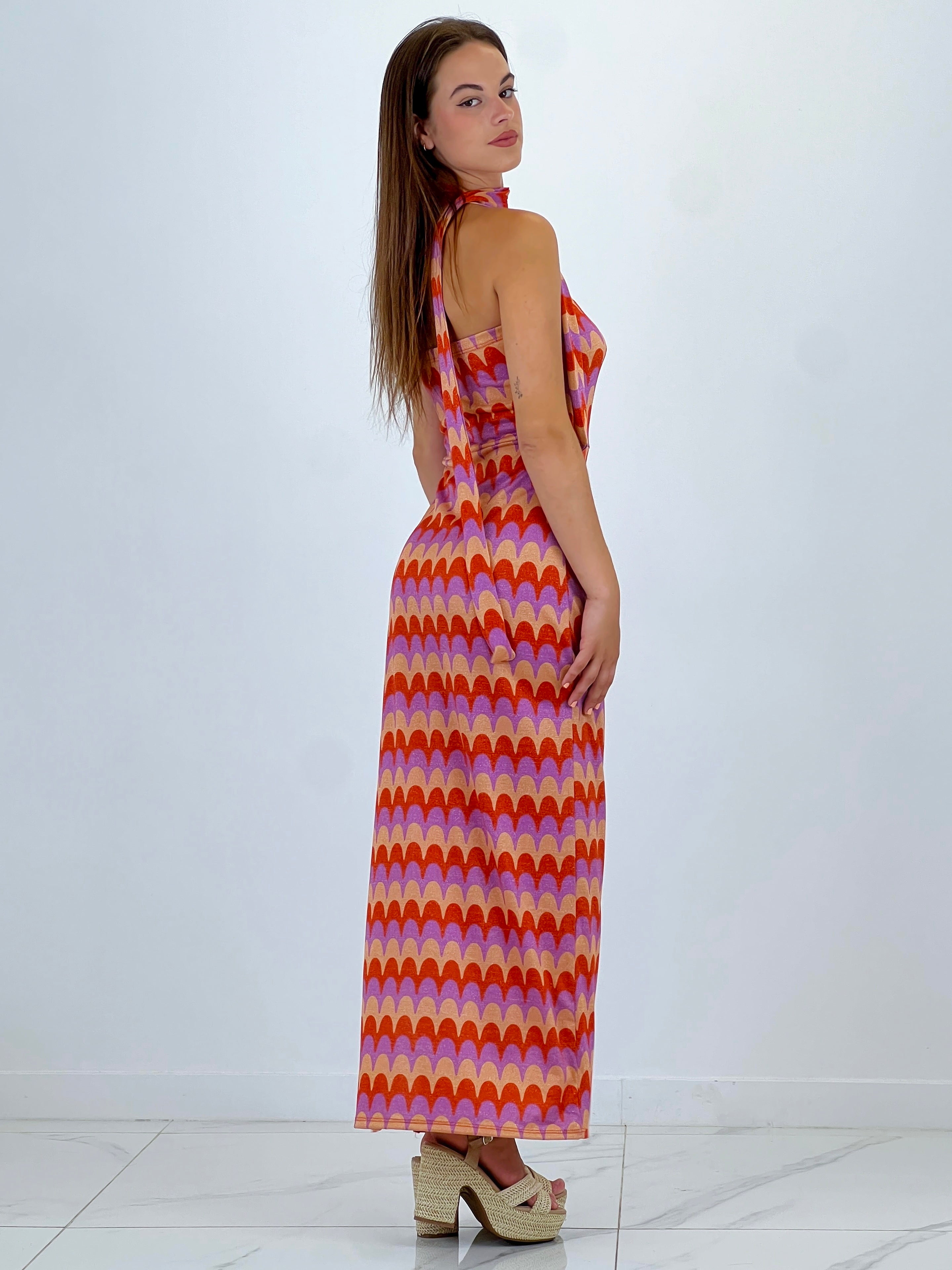 Vestido palabra de honor ondas