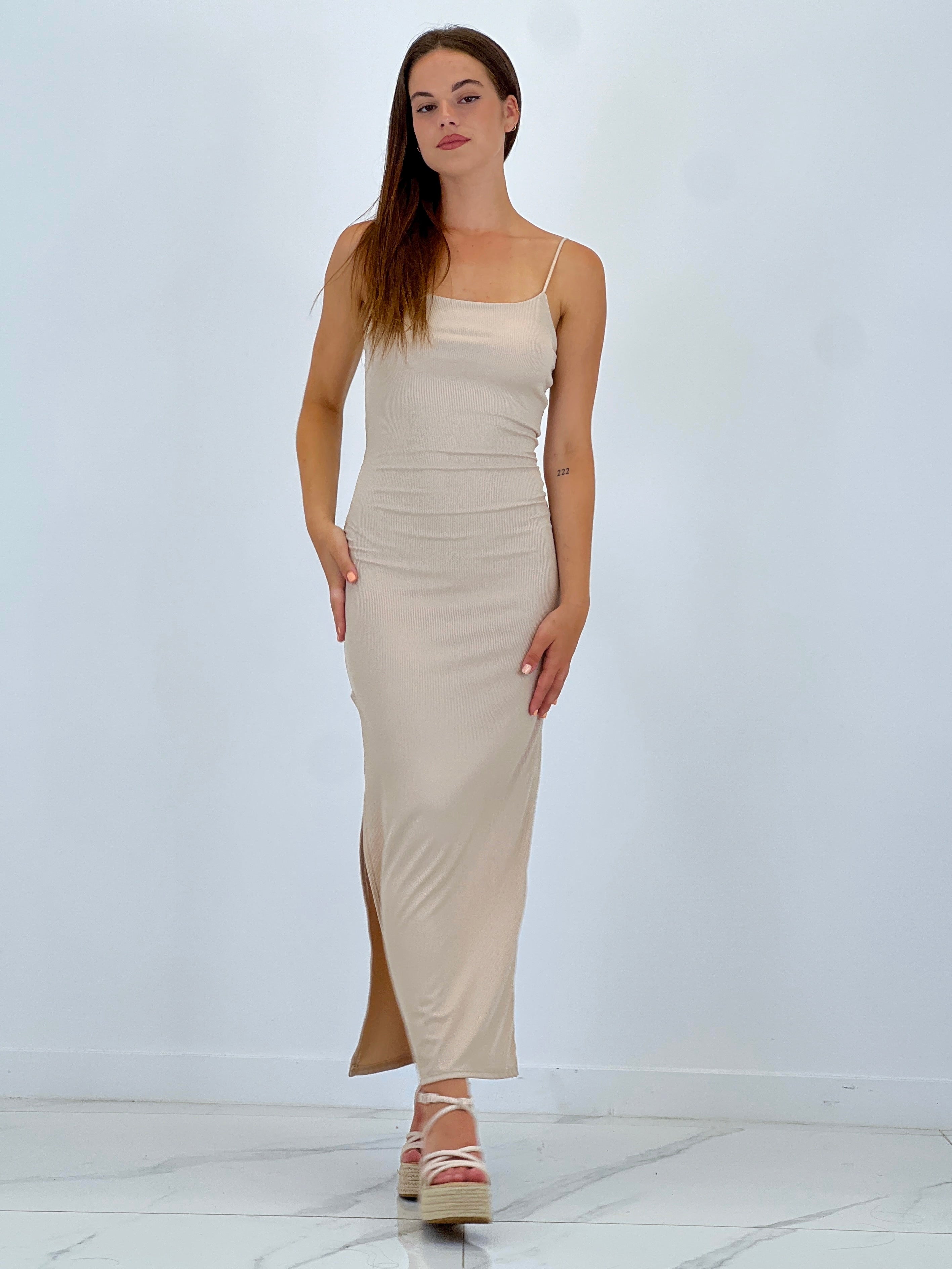 Vestido tiras canalé nudo espalda