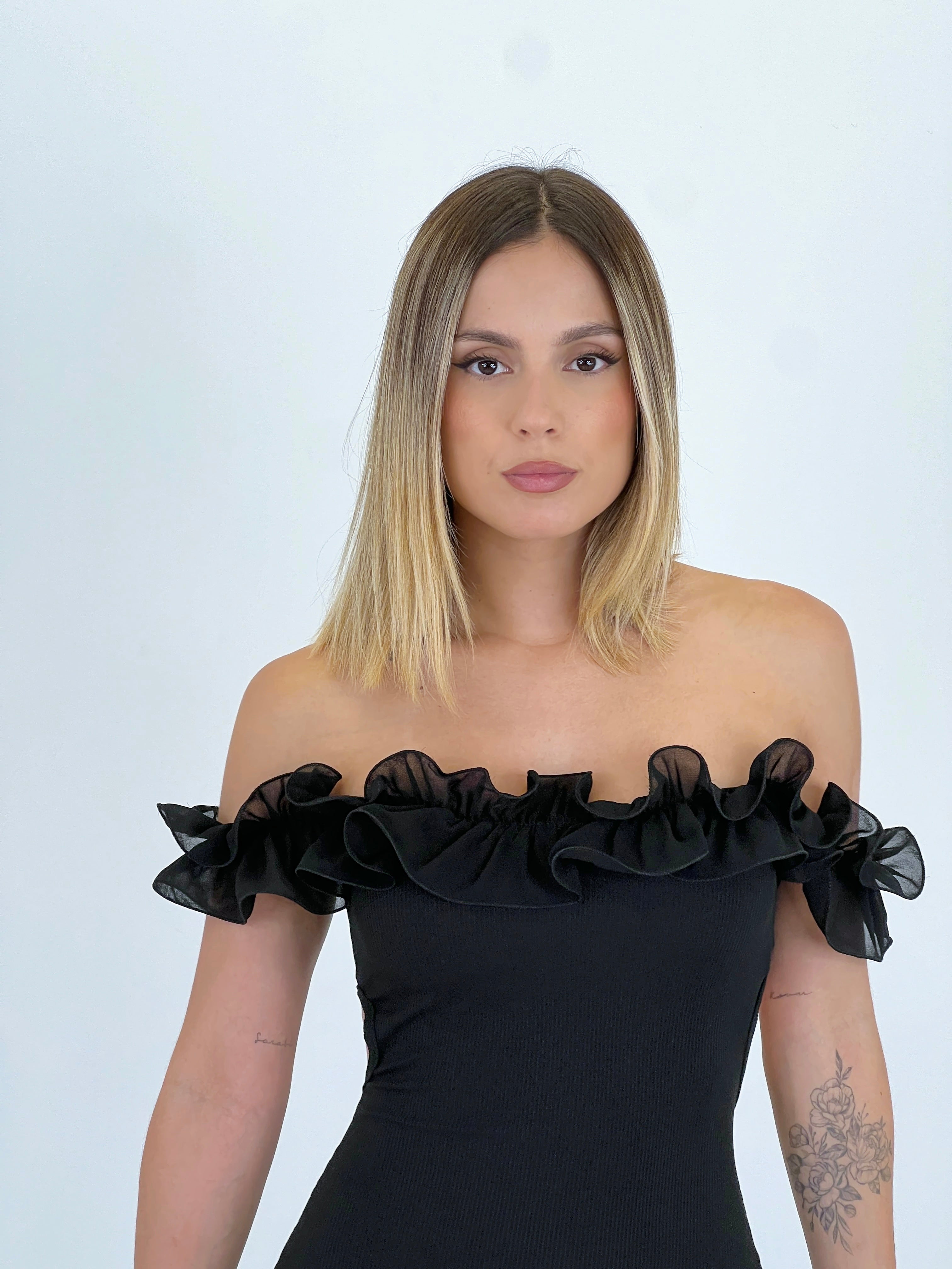 Vestido canalé volante manga