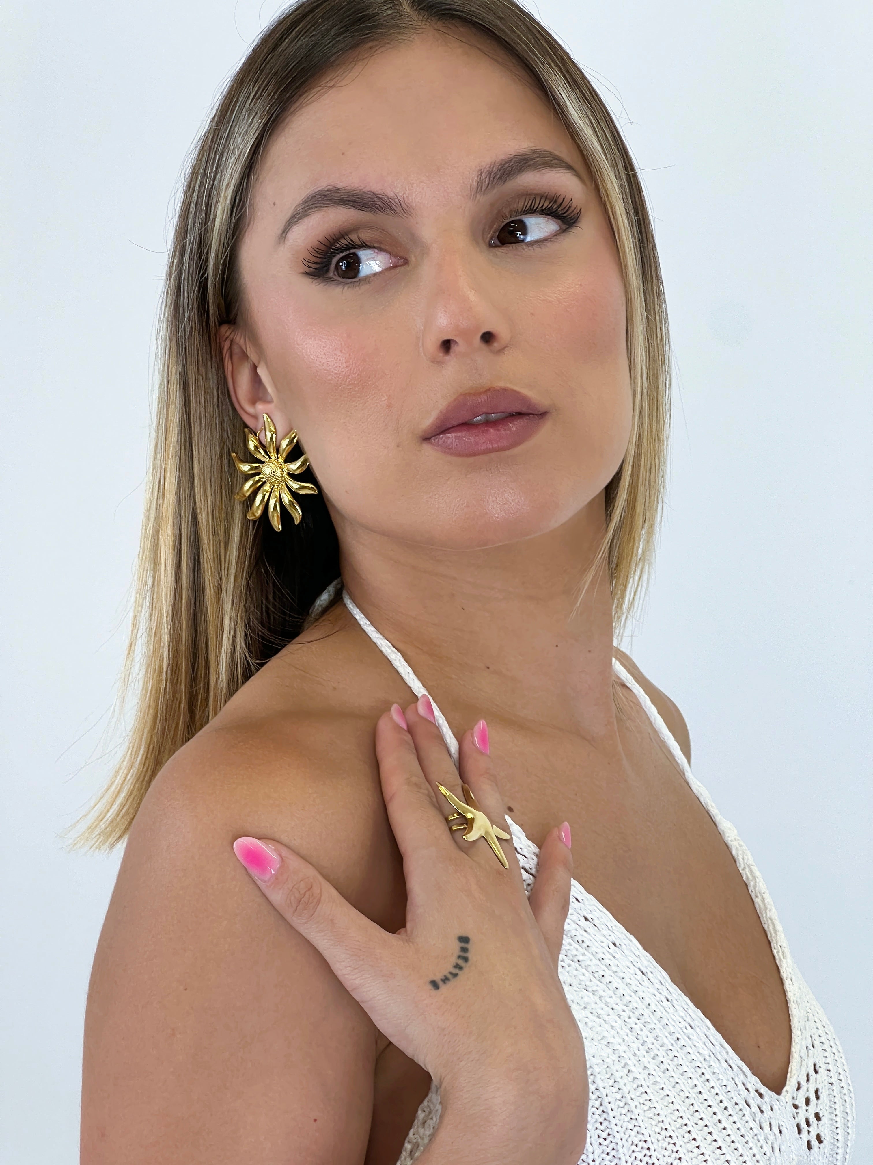 Pendientes flor grande