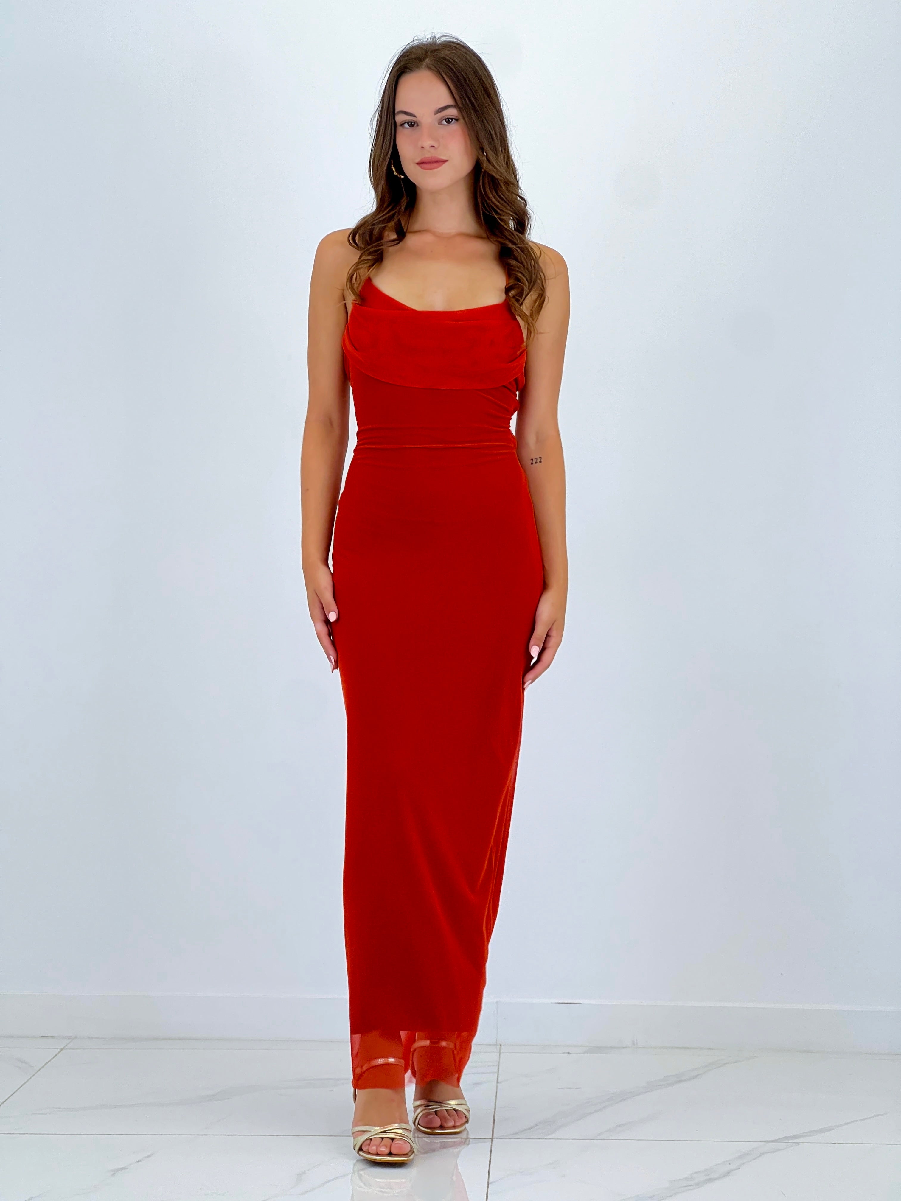 Vestido midi tirante tul