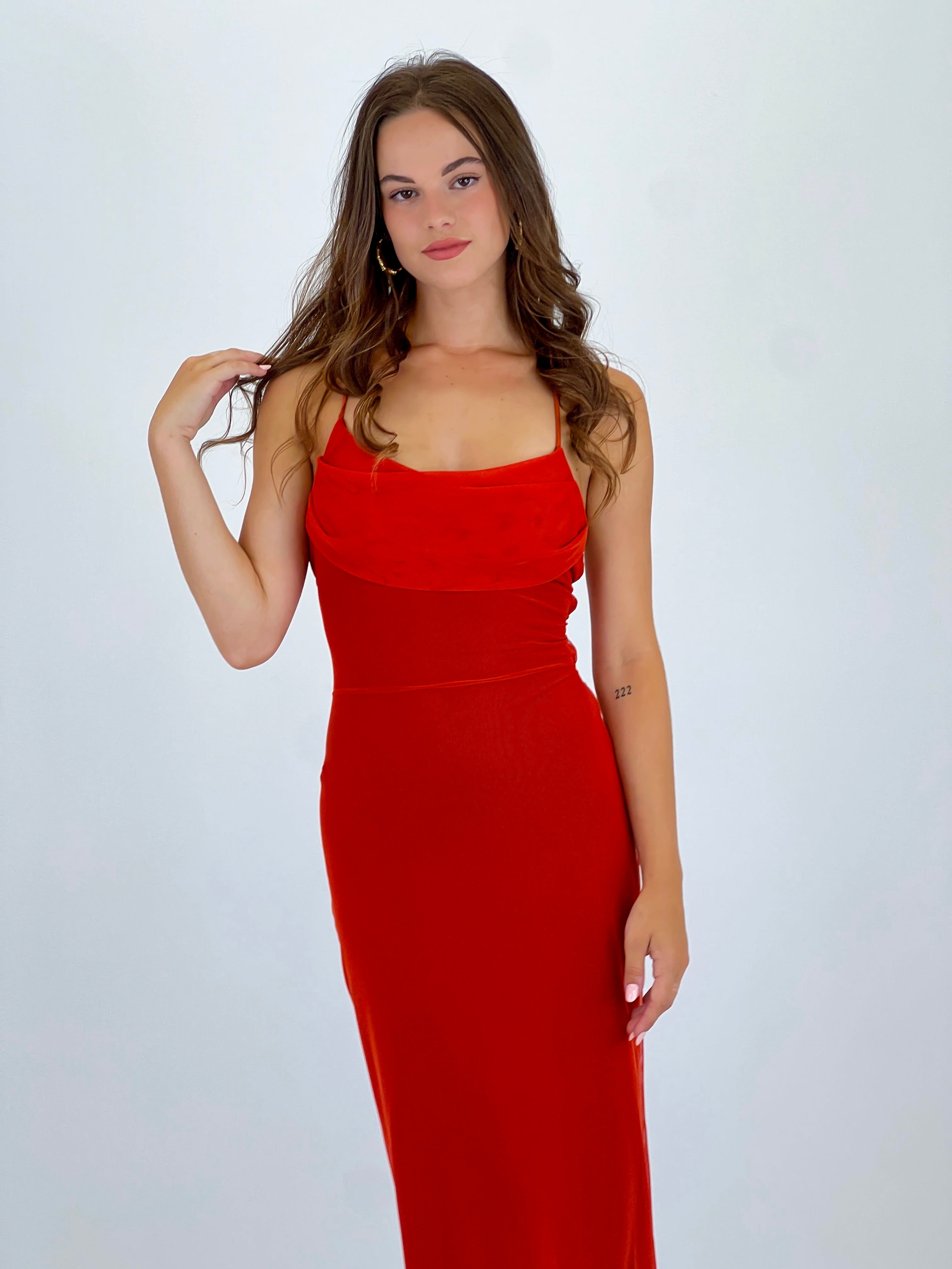 Vestido midi tirante tul