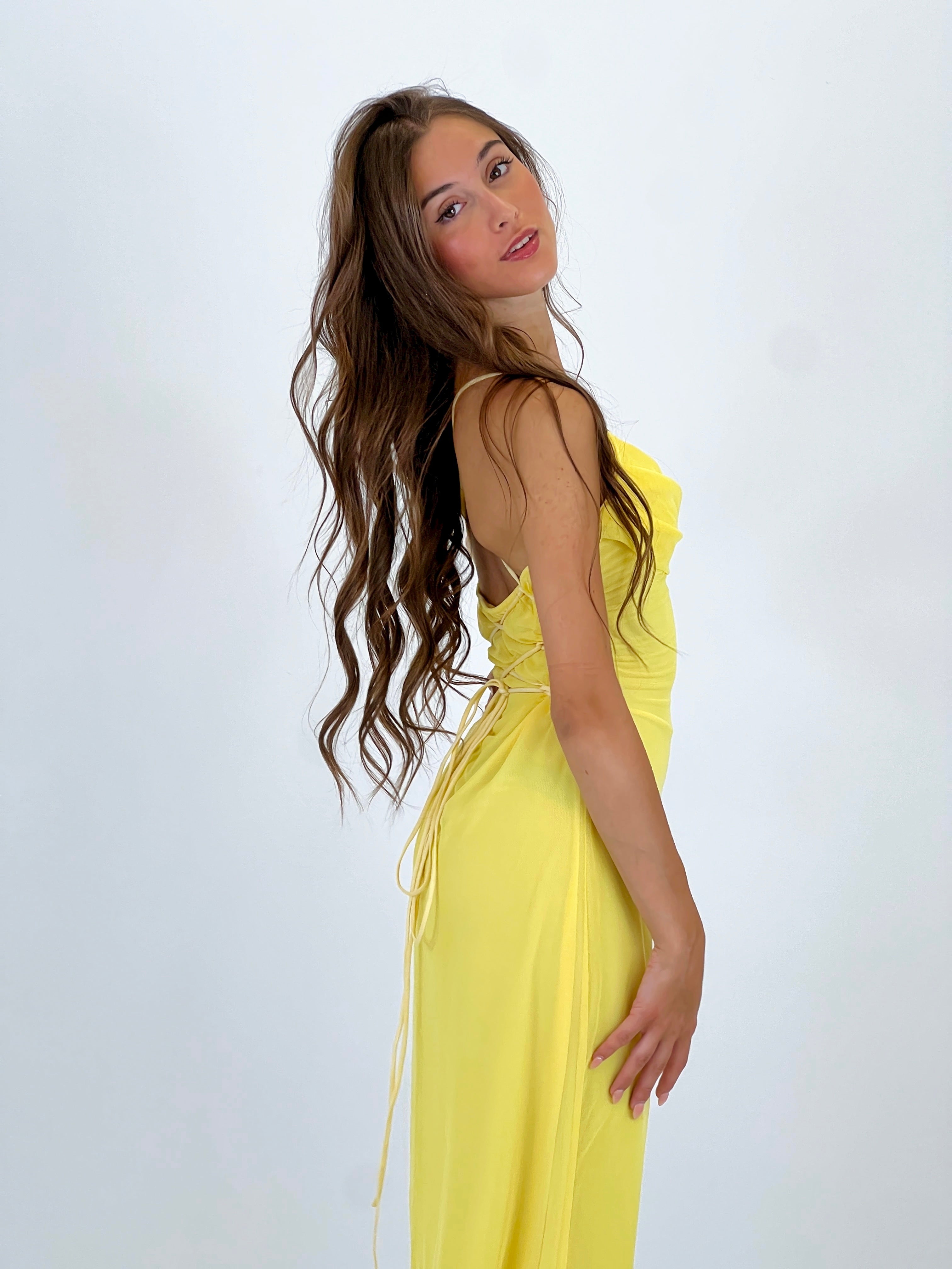 Vestido midi tirante tul