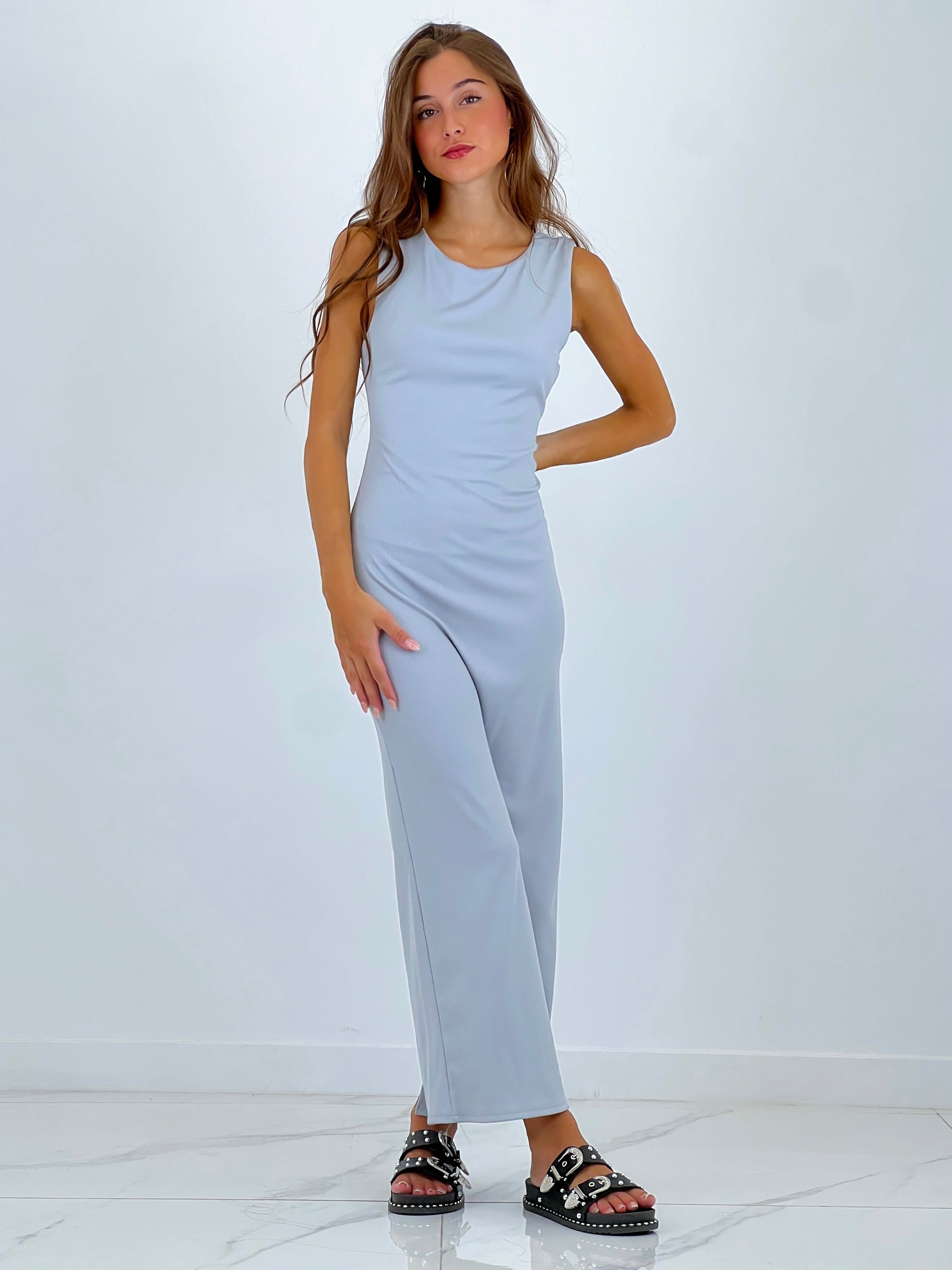 Ribbed dress with gathered back