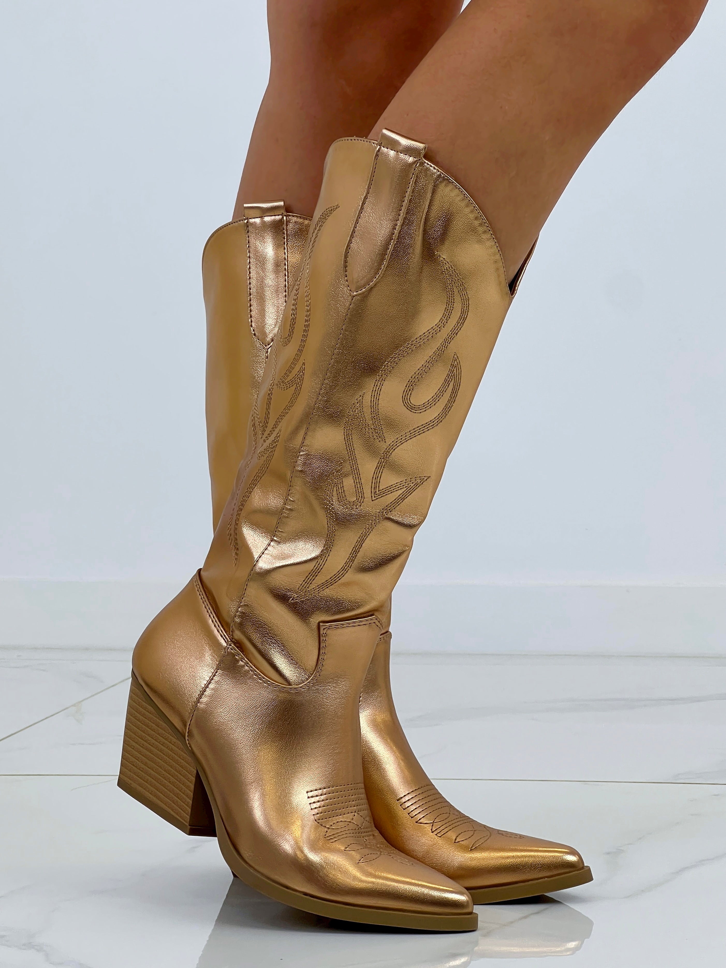 Bota cowboy metalizada