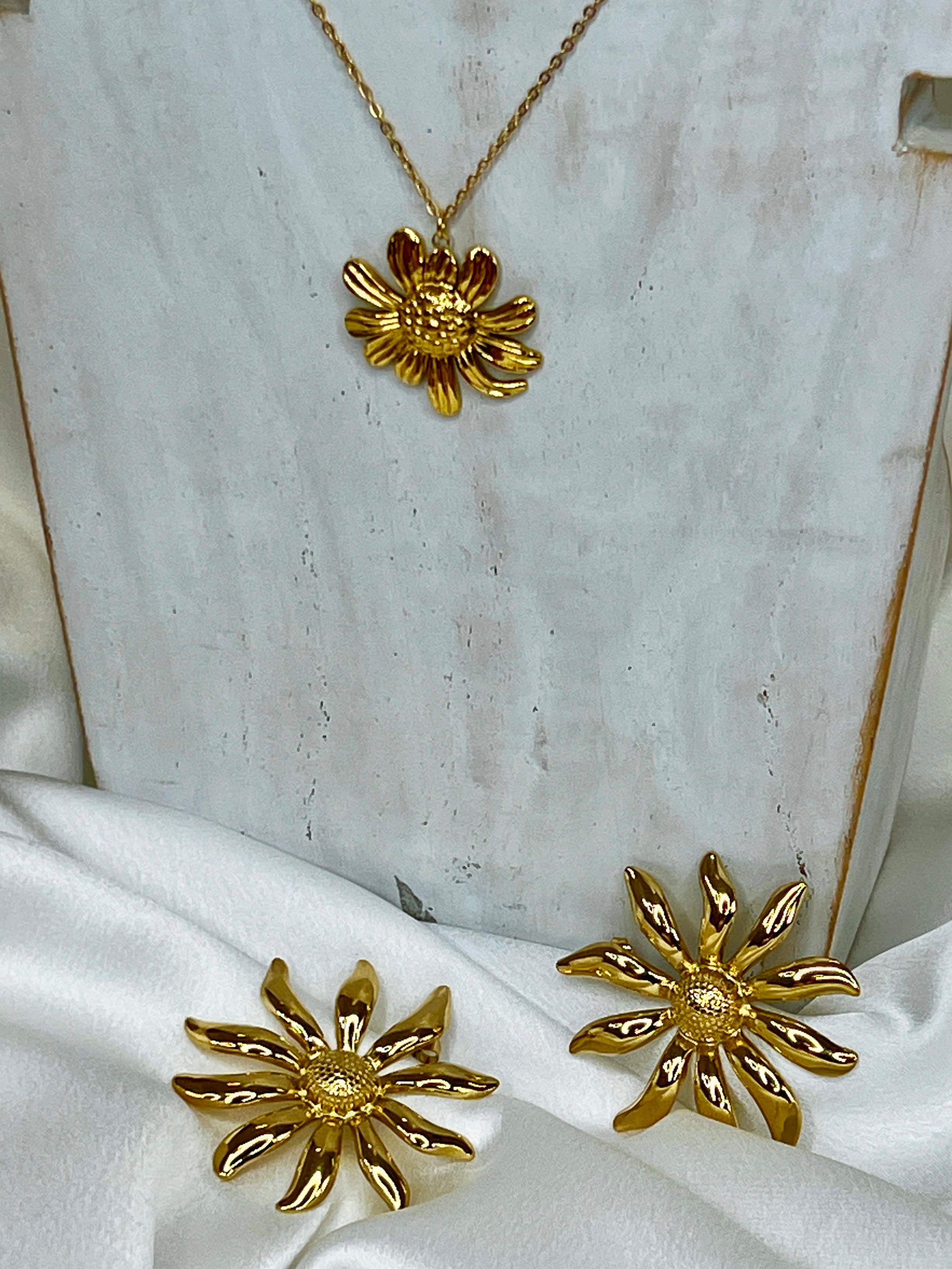 Pendientes flor grande