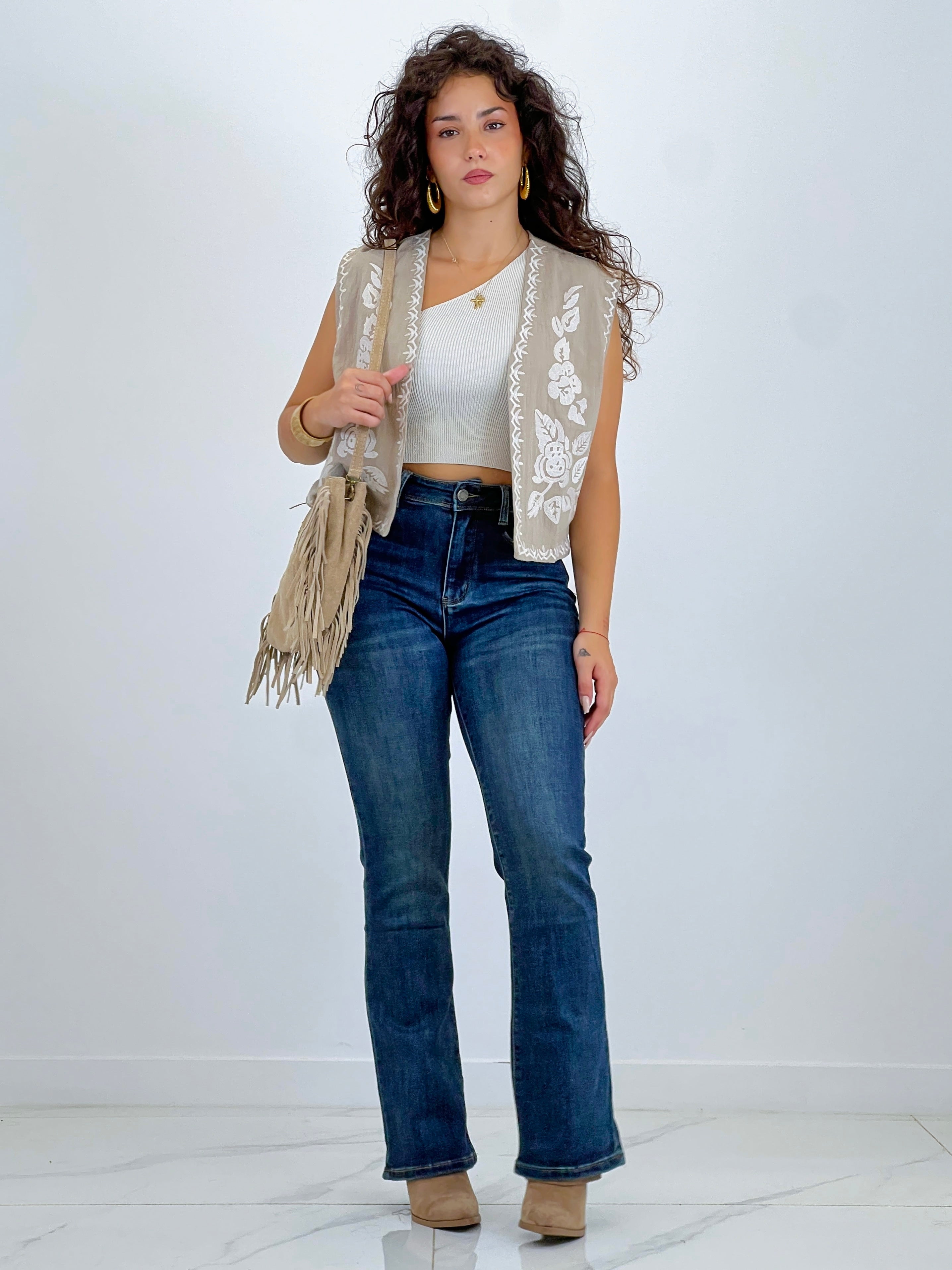 Gilet aperto ricamato