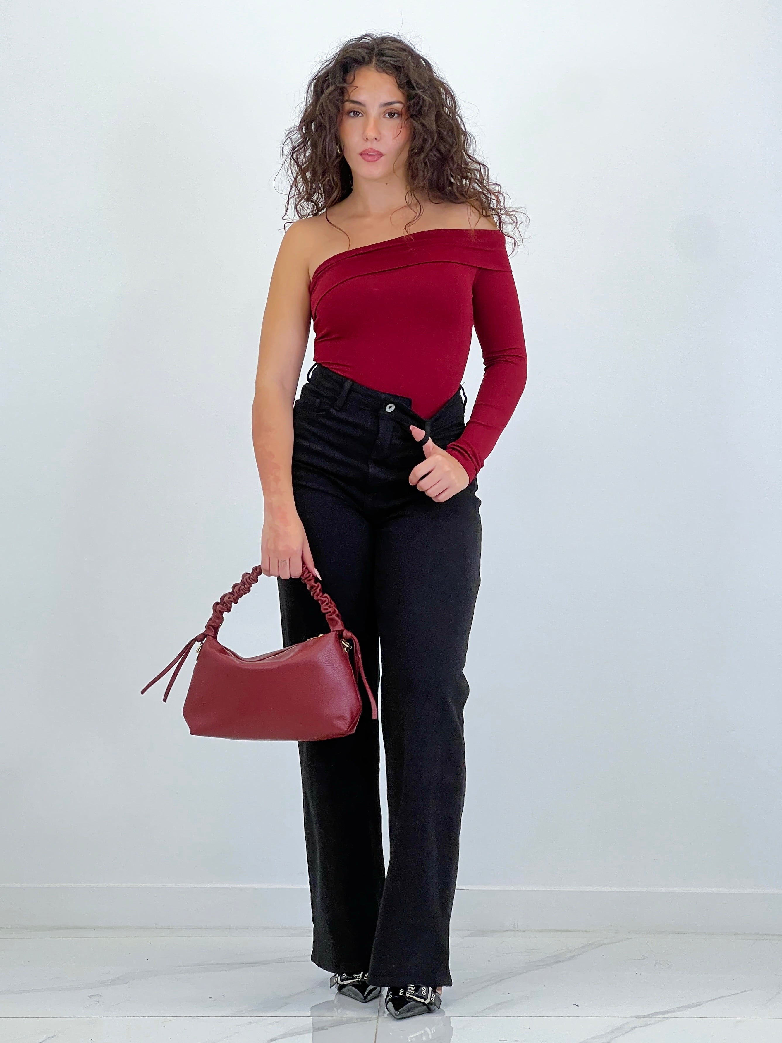 Bolso de piel asa arrugada