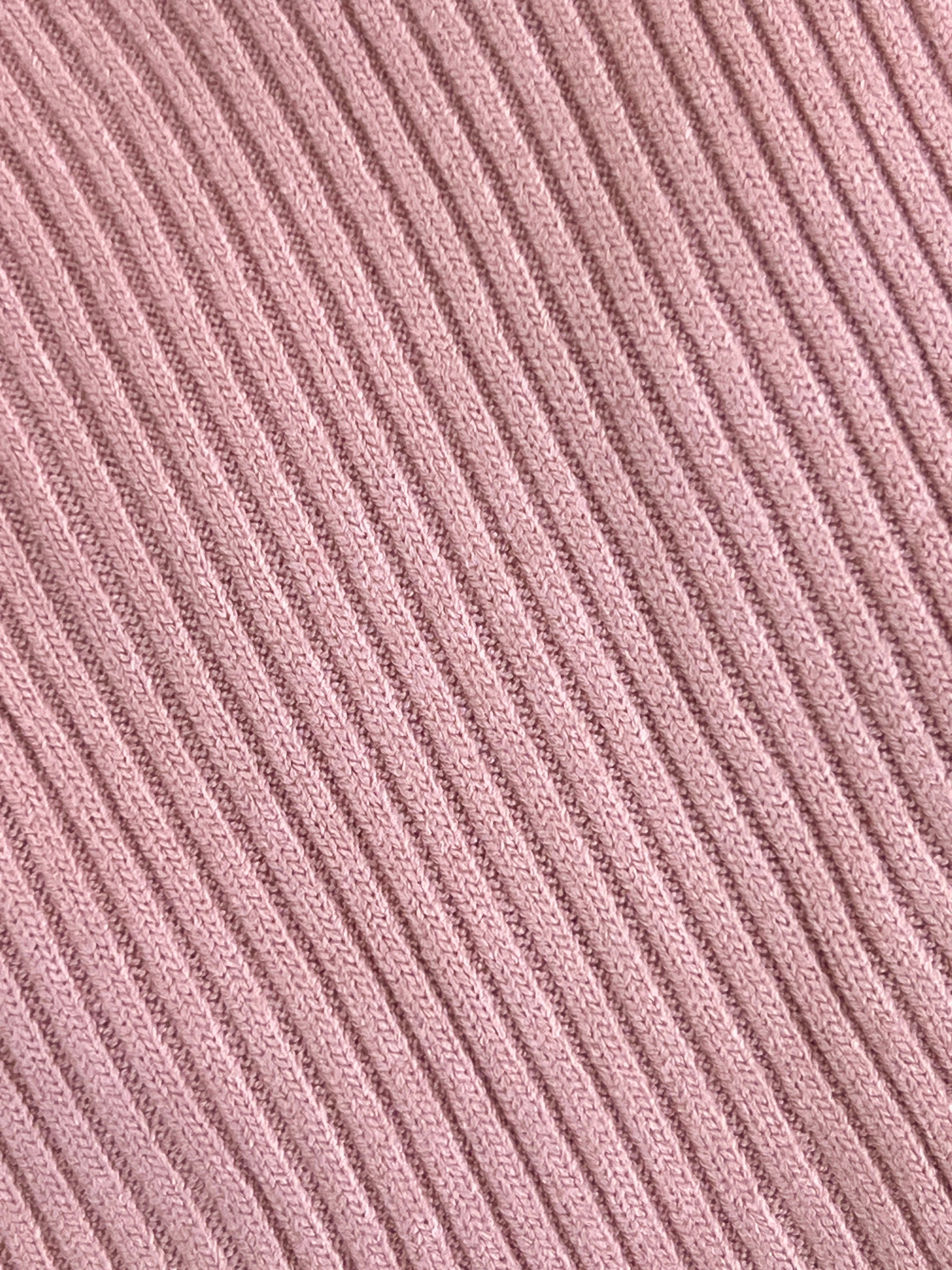 Jersey ceñido cuello subido