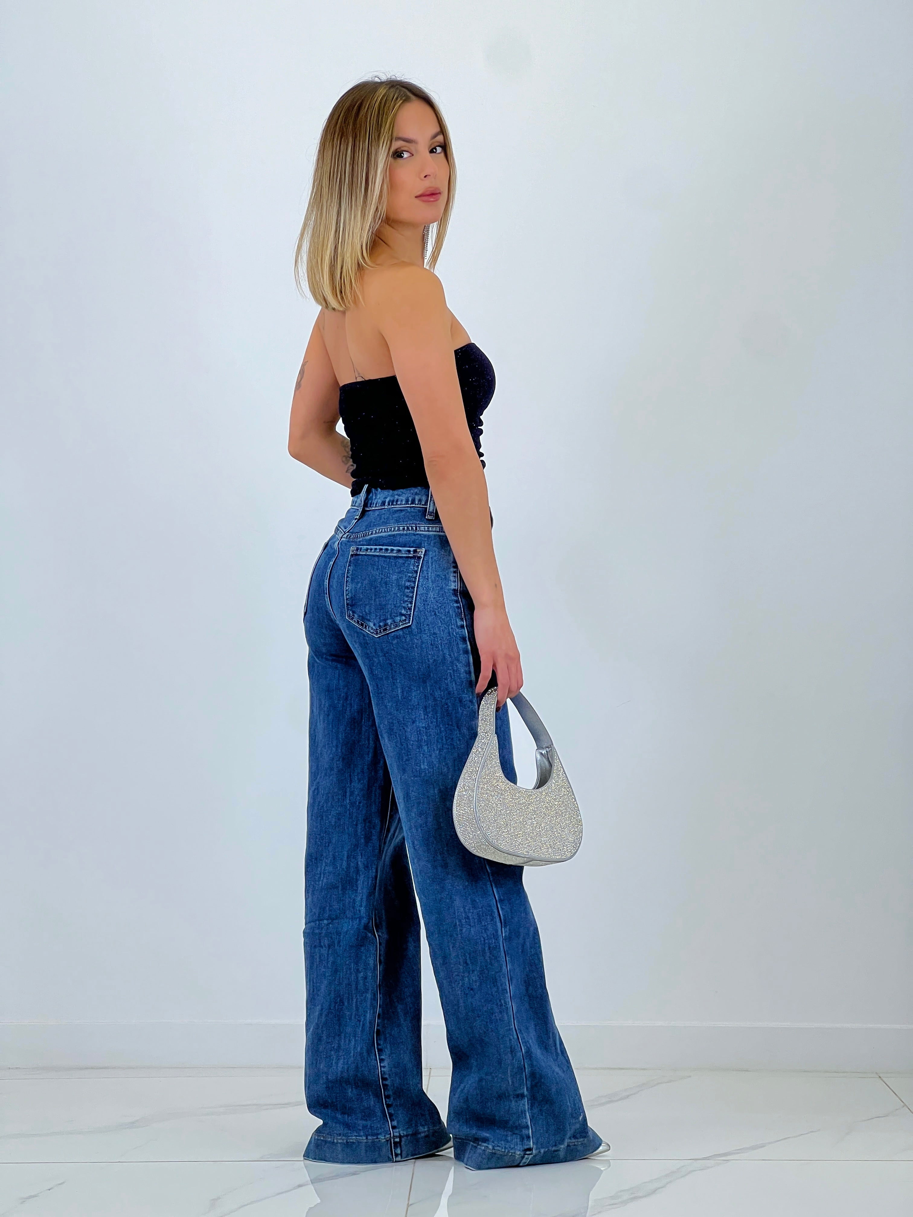 Wide leg seam jeans