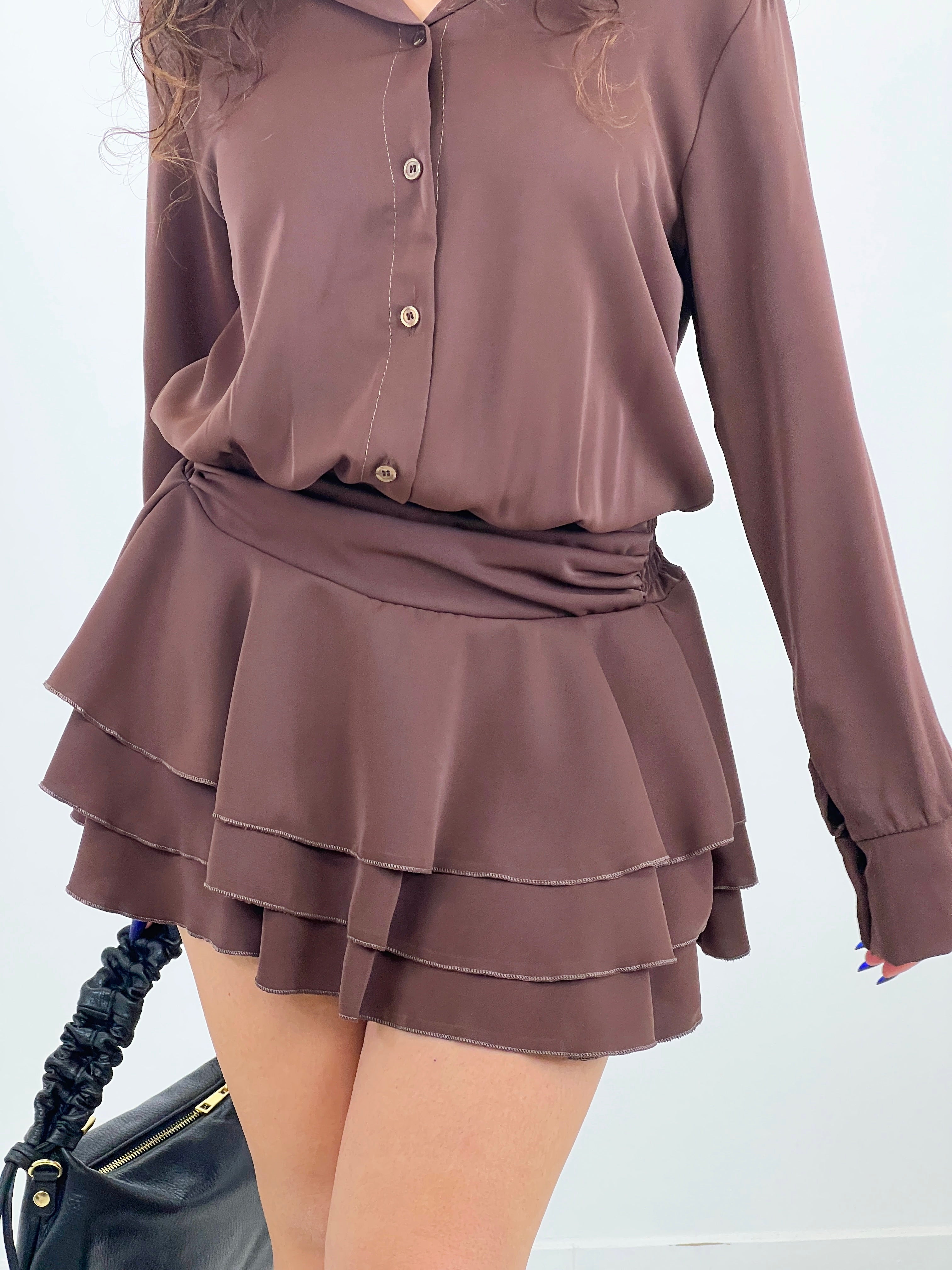 Vestido camisero falda volantes