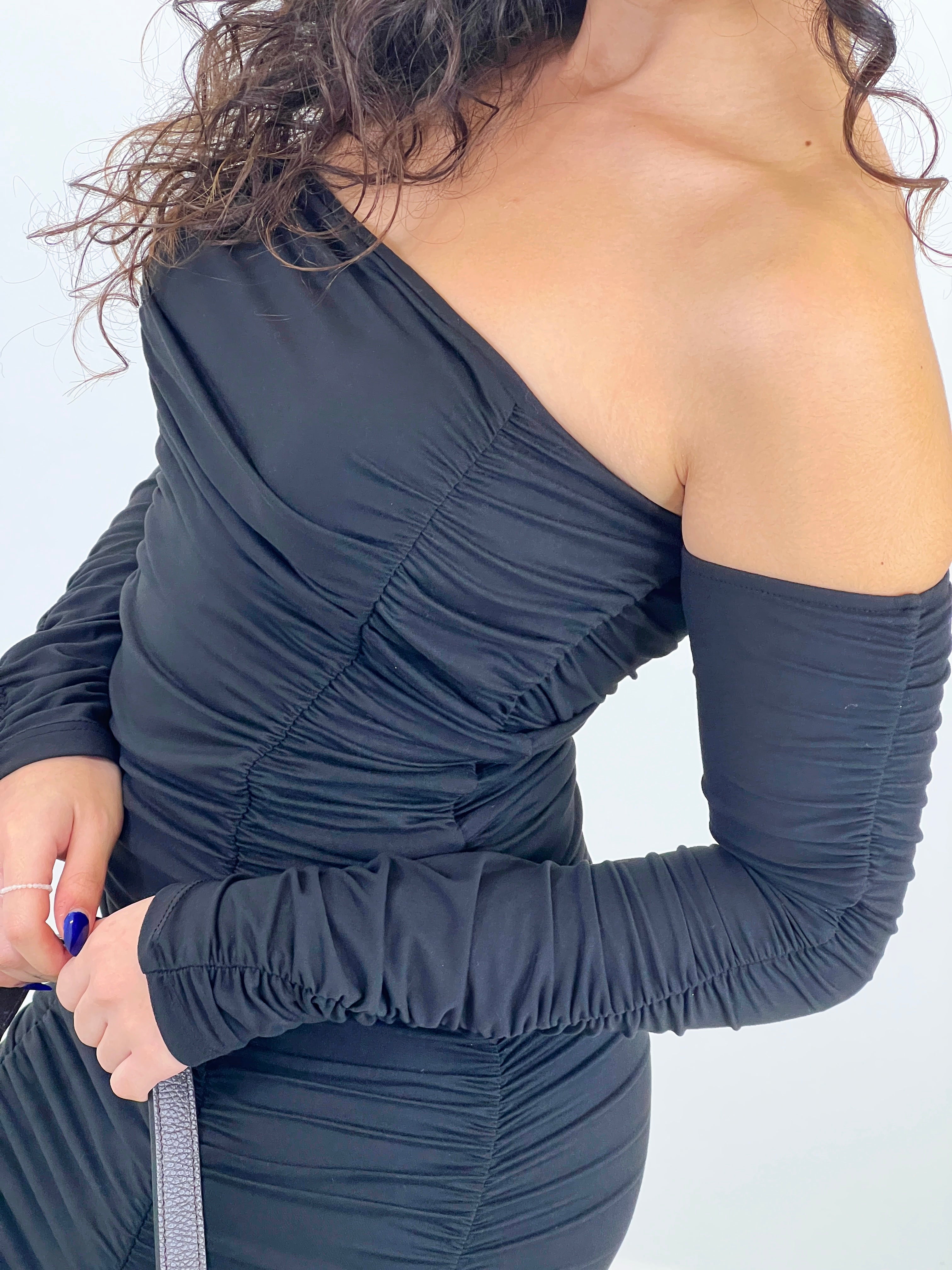 Vestido frunces cuello barco