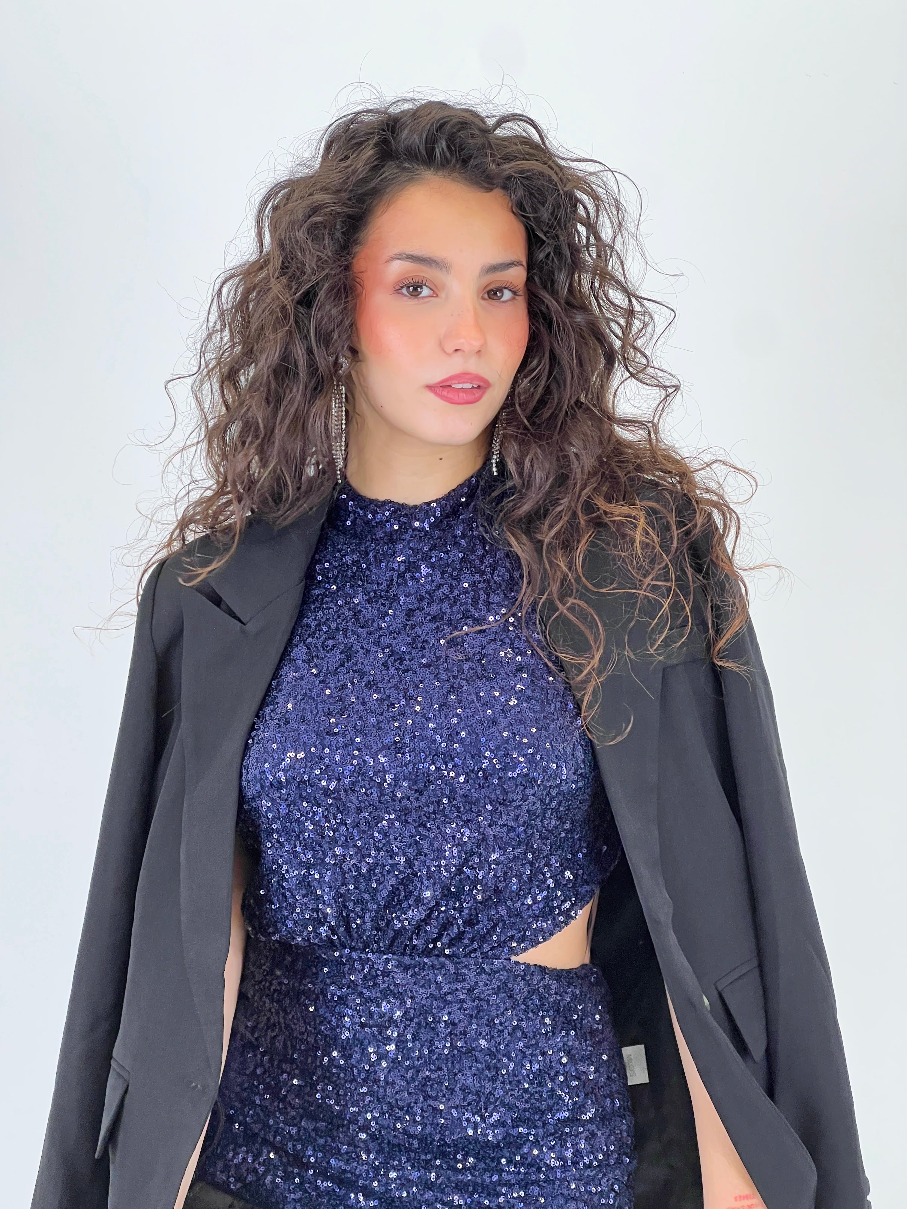 Vestido mini lentejuelas cut out