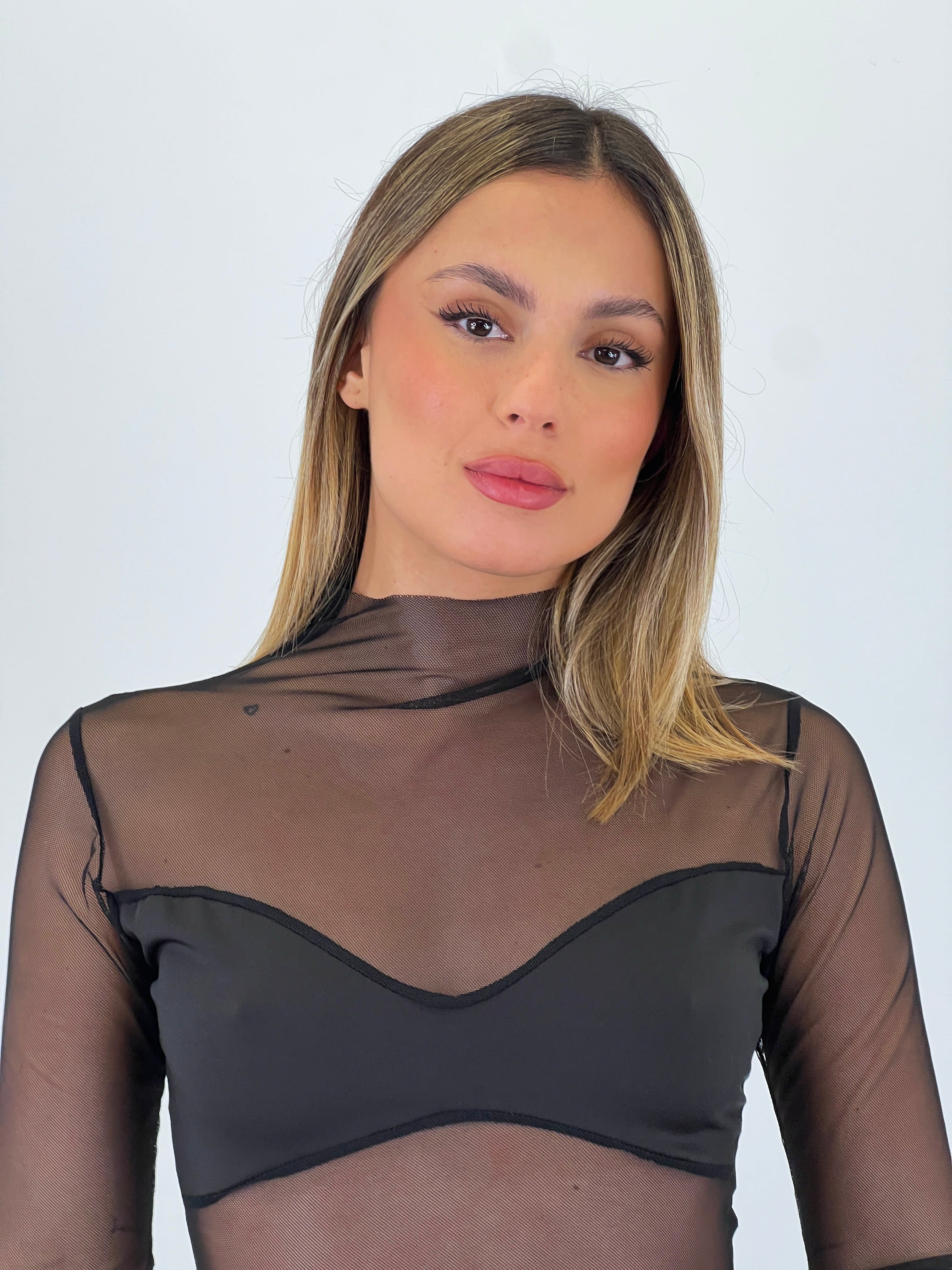 Vestido cut out transparencias