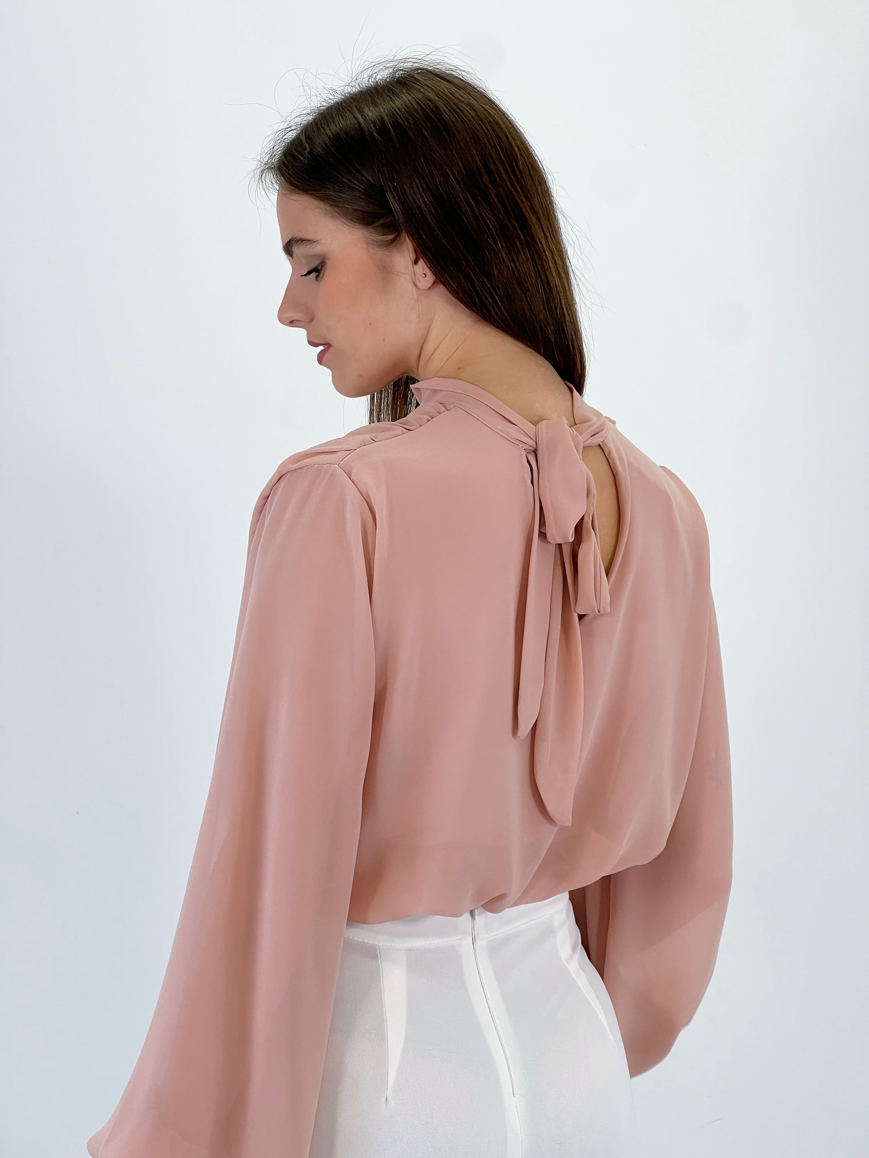 Blusa crop gasa choker