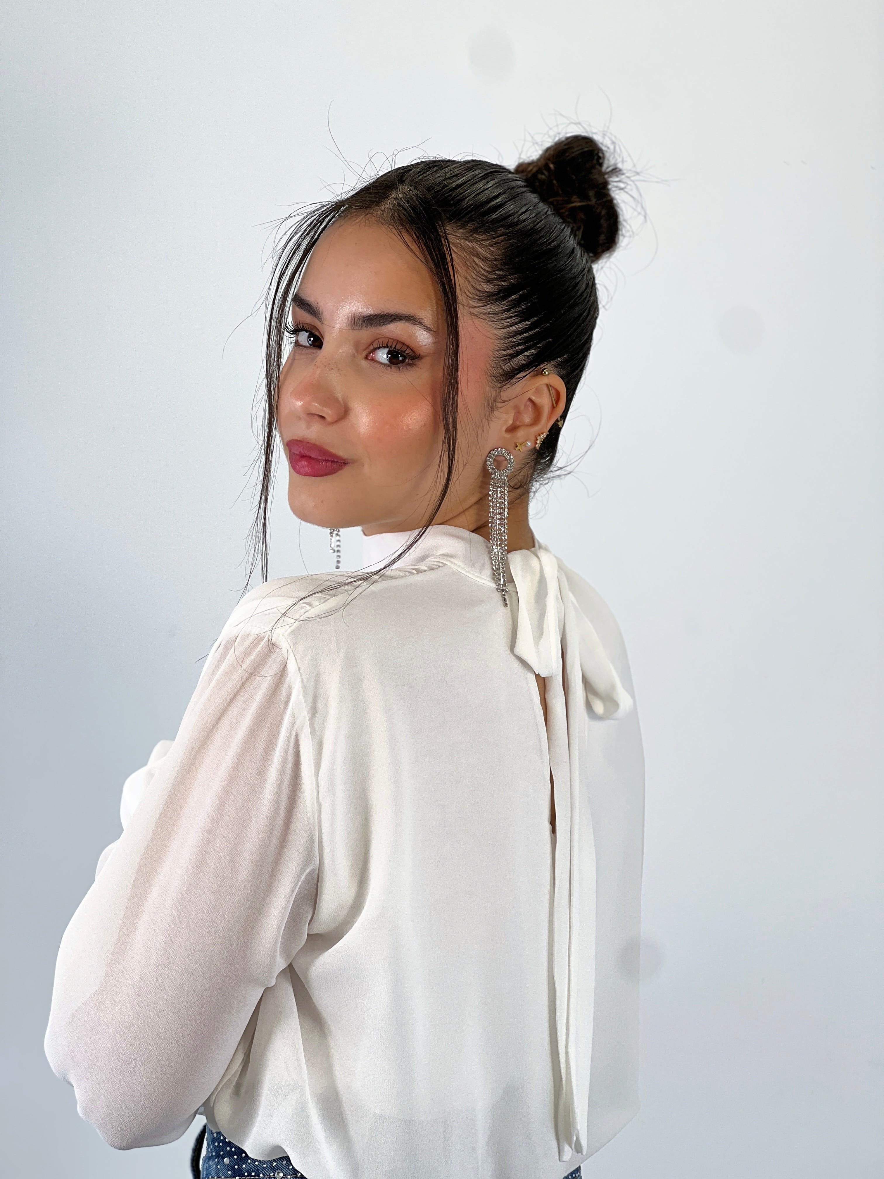 Blusa crop gasa choker