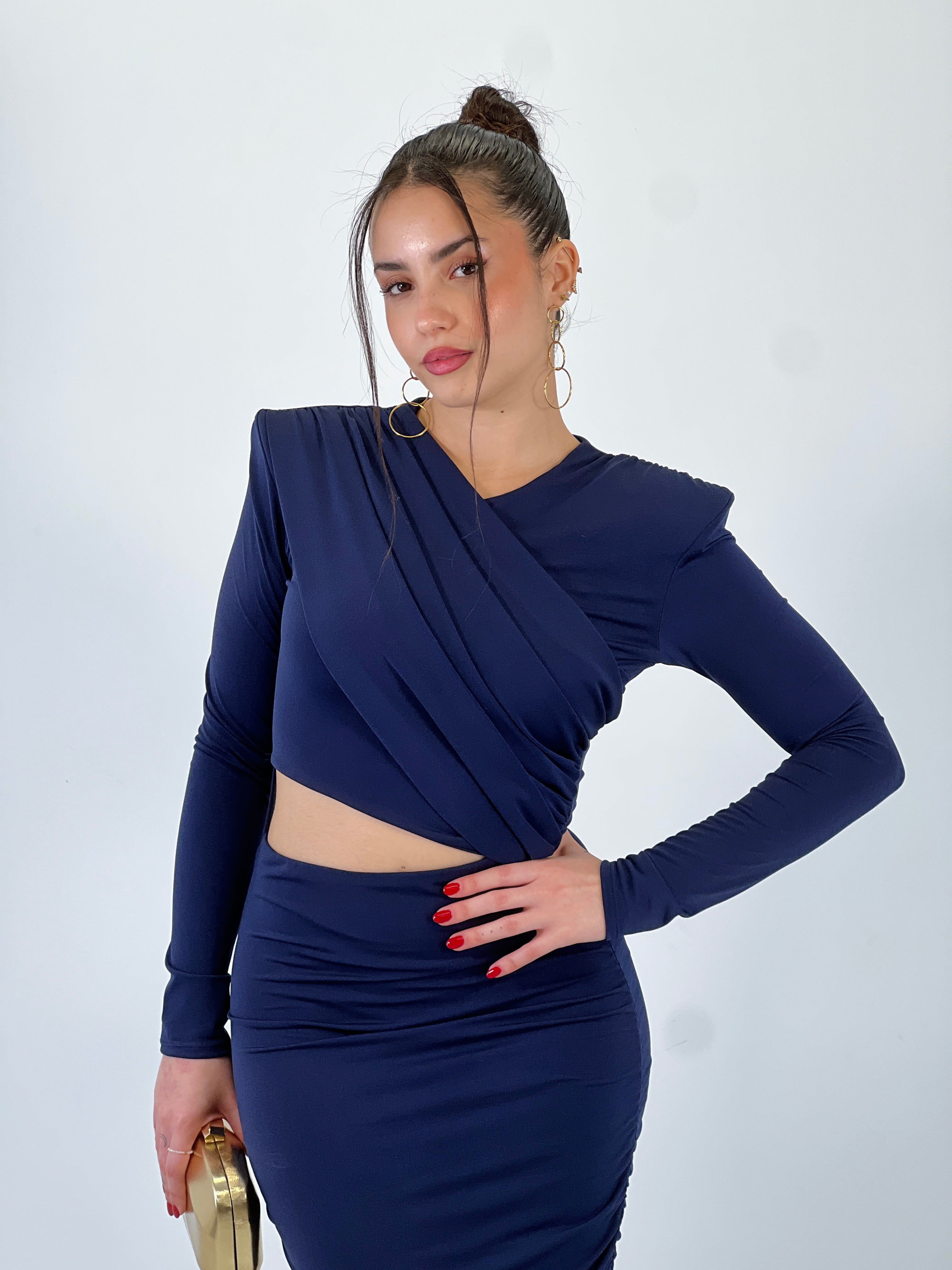 Vestido midi cruzado